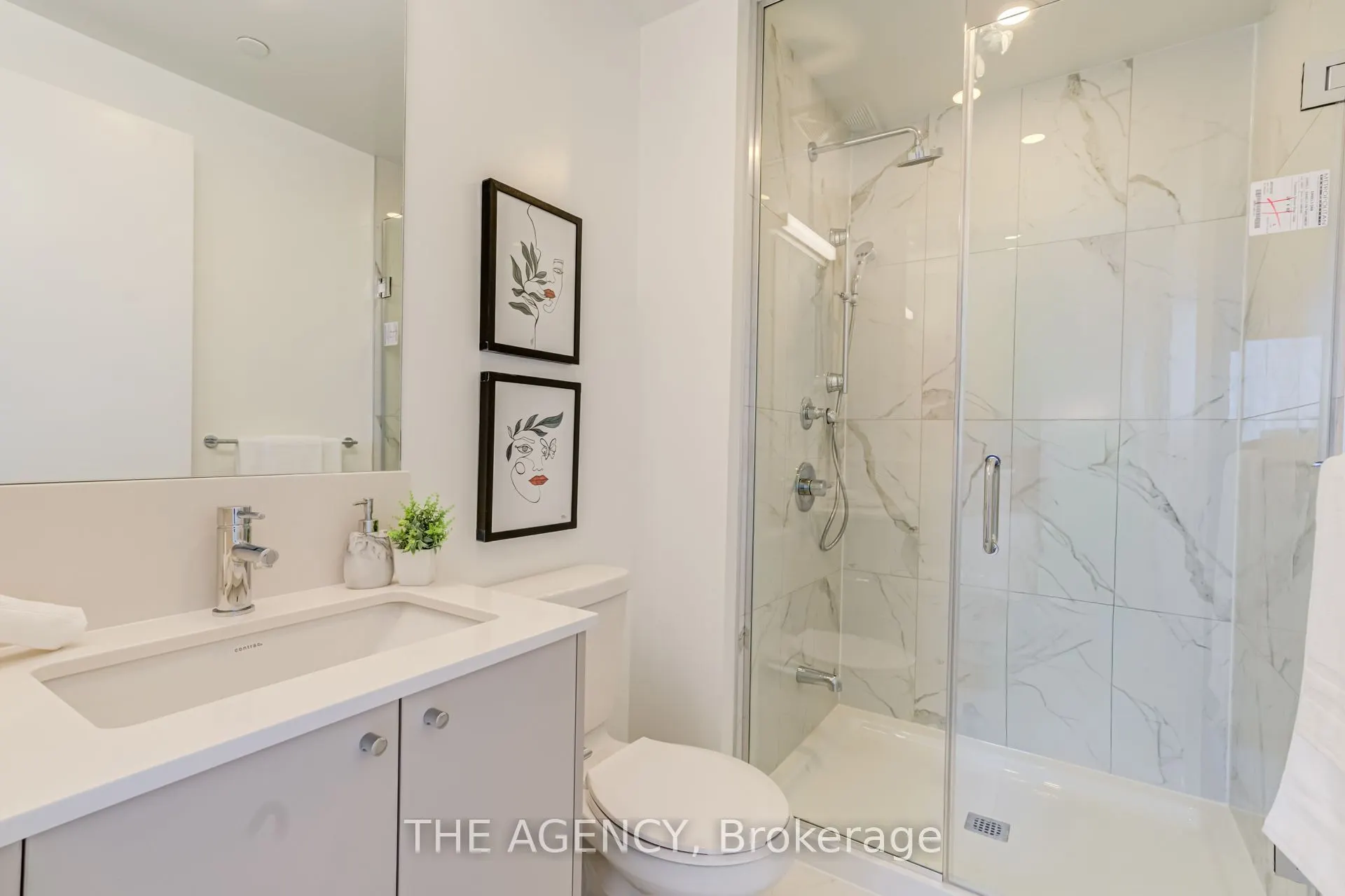 10 Oak Street #2403