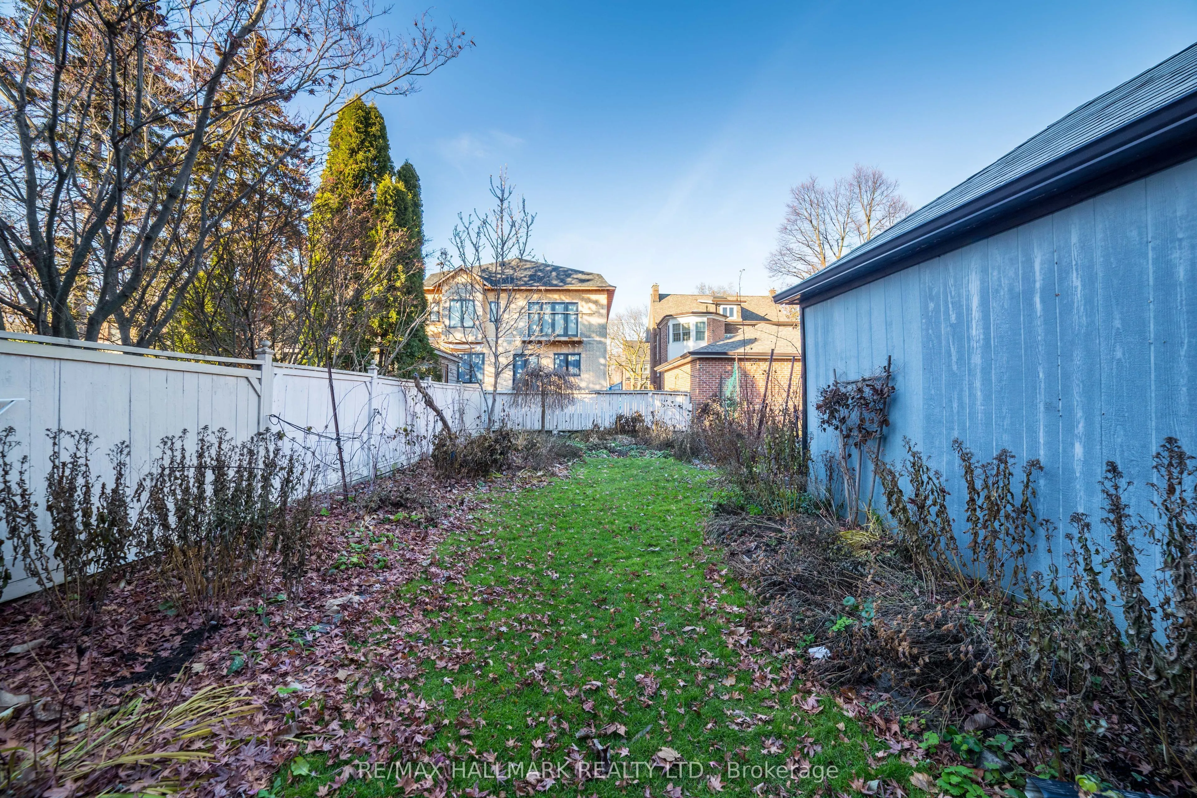 40 Snowdon Avenue