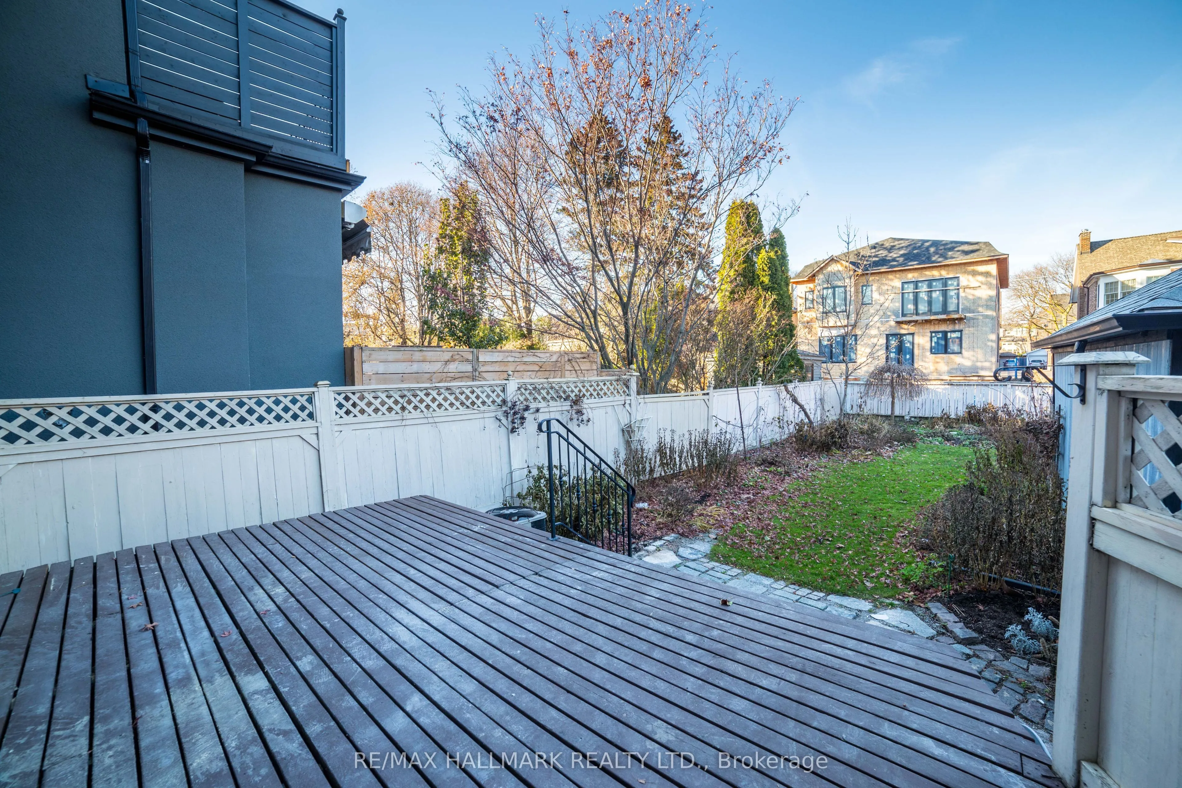 40 Snowdon Avenue