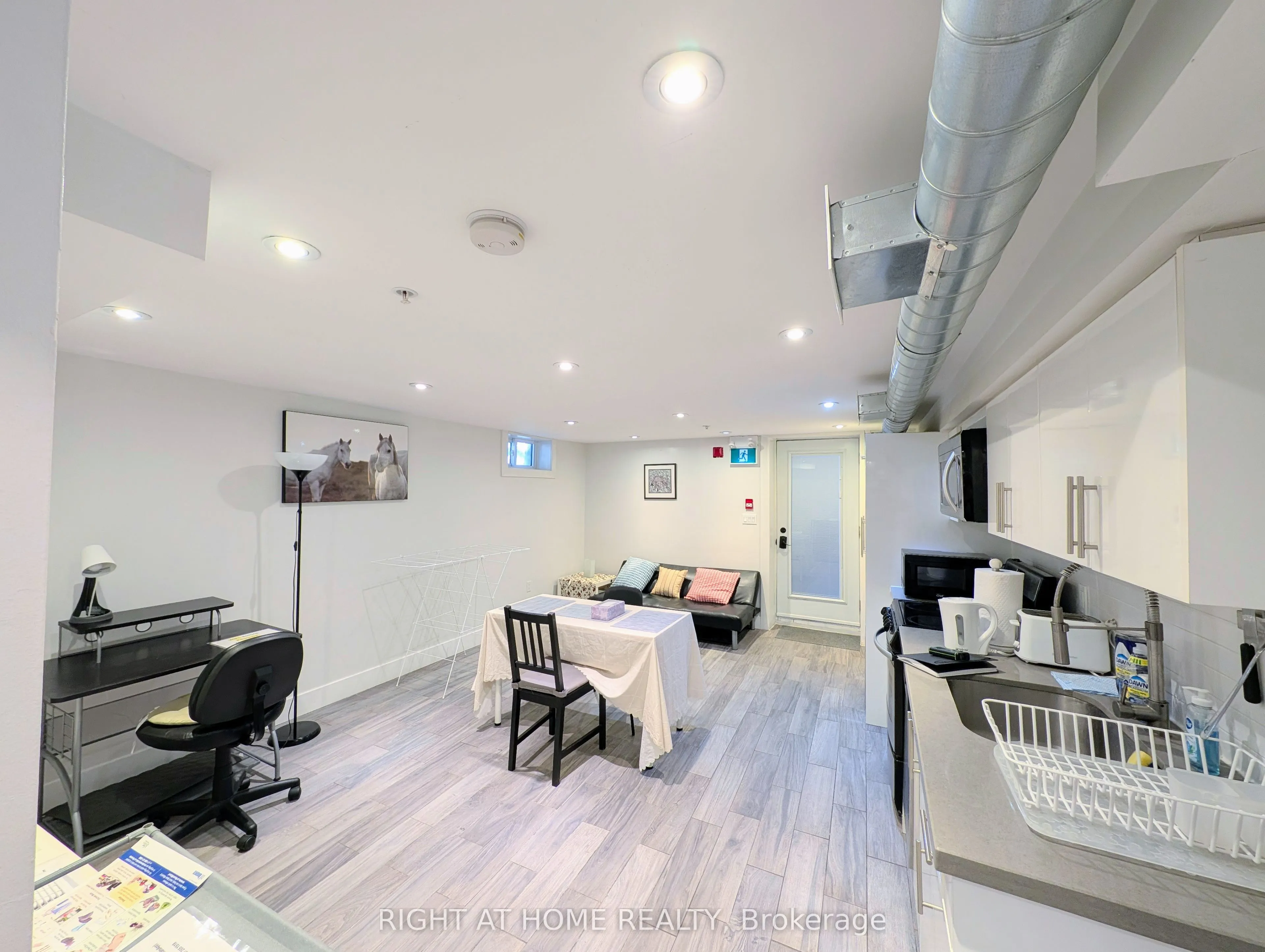 189 Sheridan Avenue #5