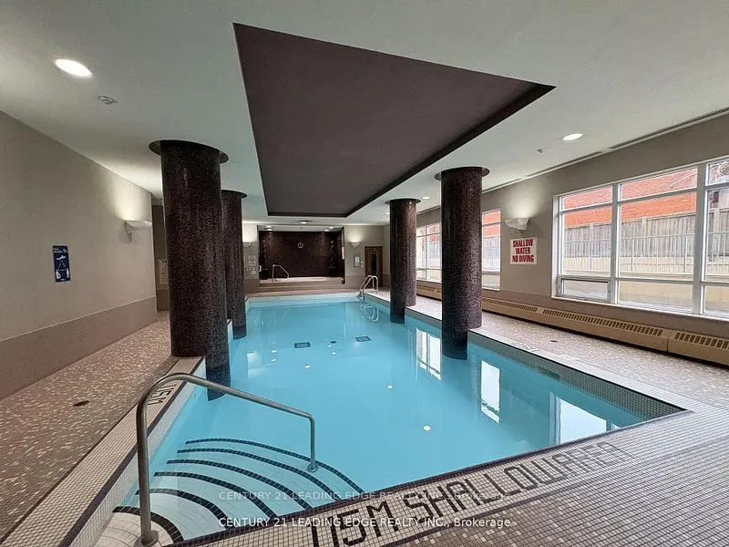 18 Kenaston Gardens #712
