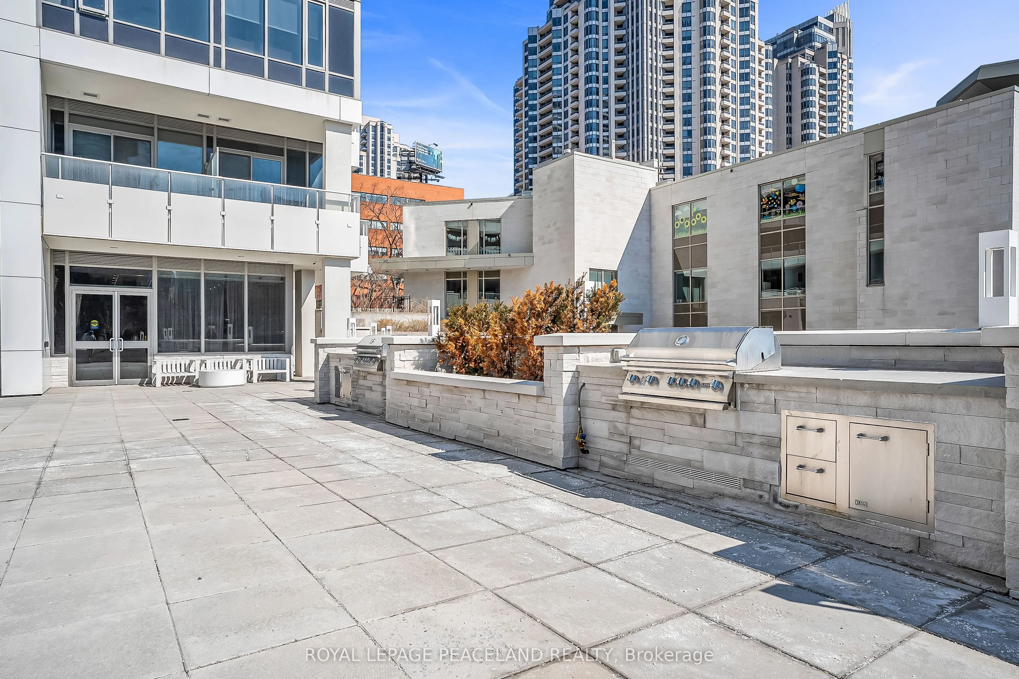 75 Canterbury Place #1215