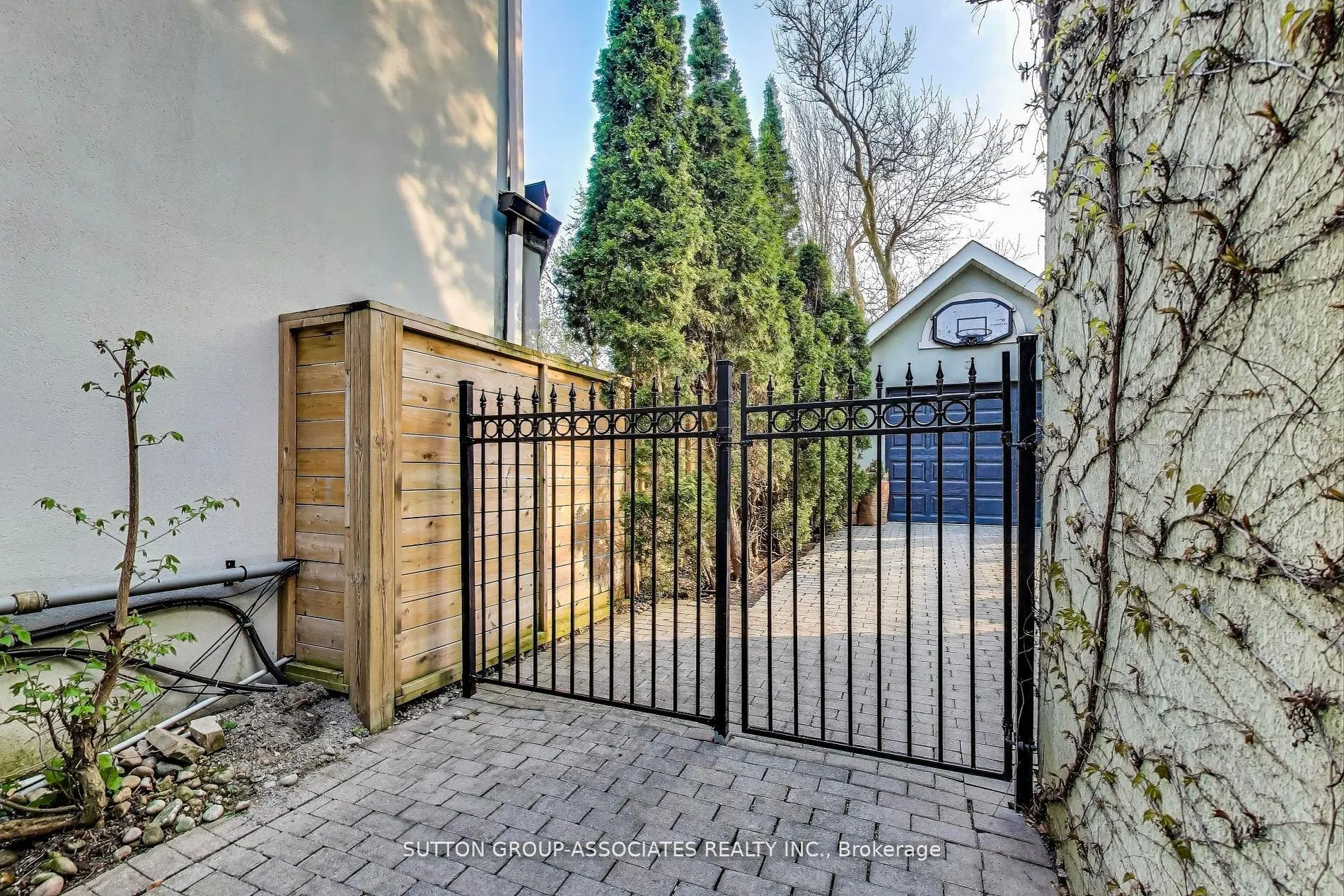 202 Forest Hill Road
