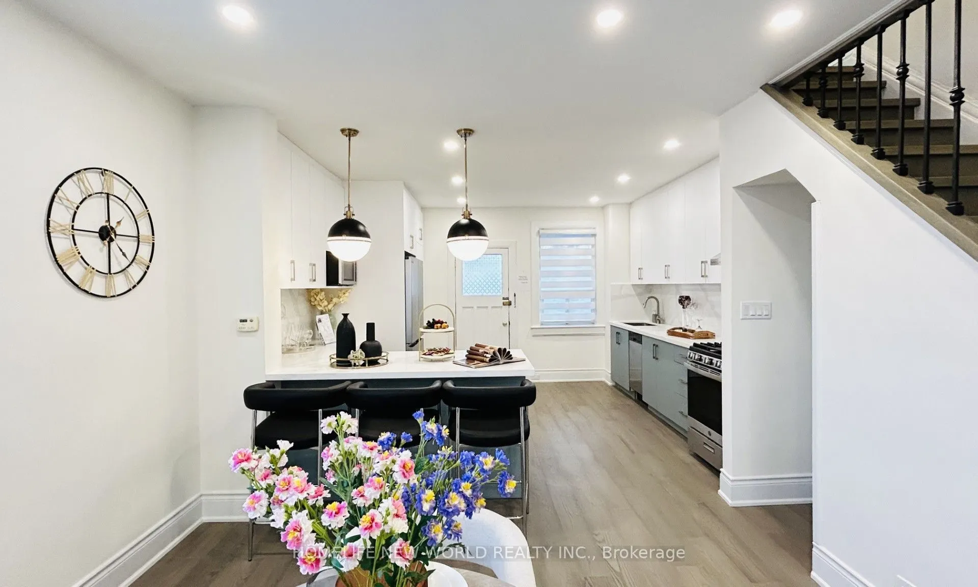 509 Dupont Street