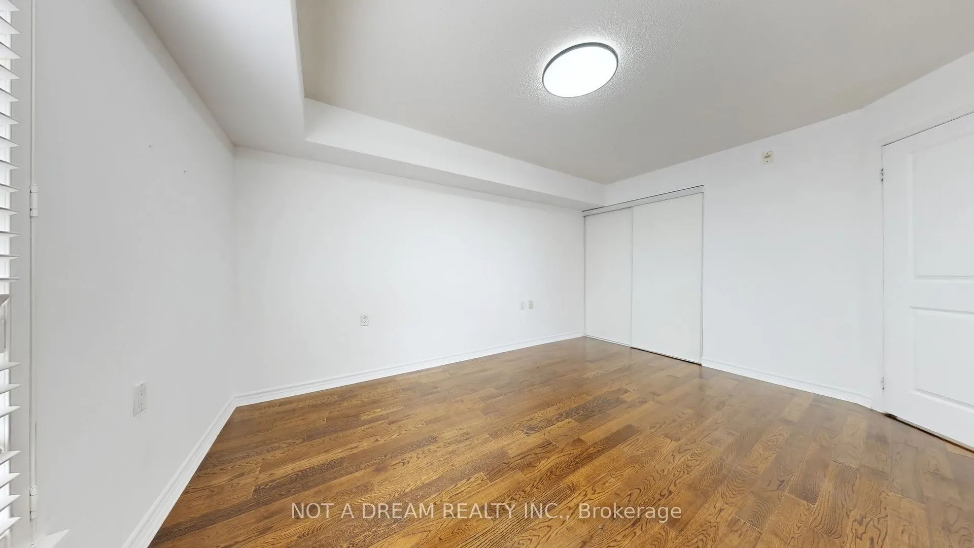 872 Sheppard Avenue W #416