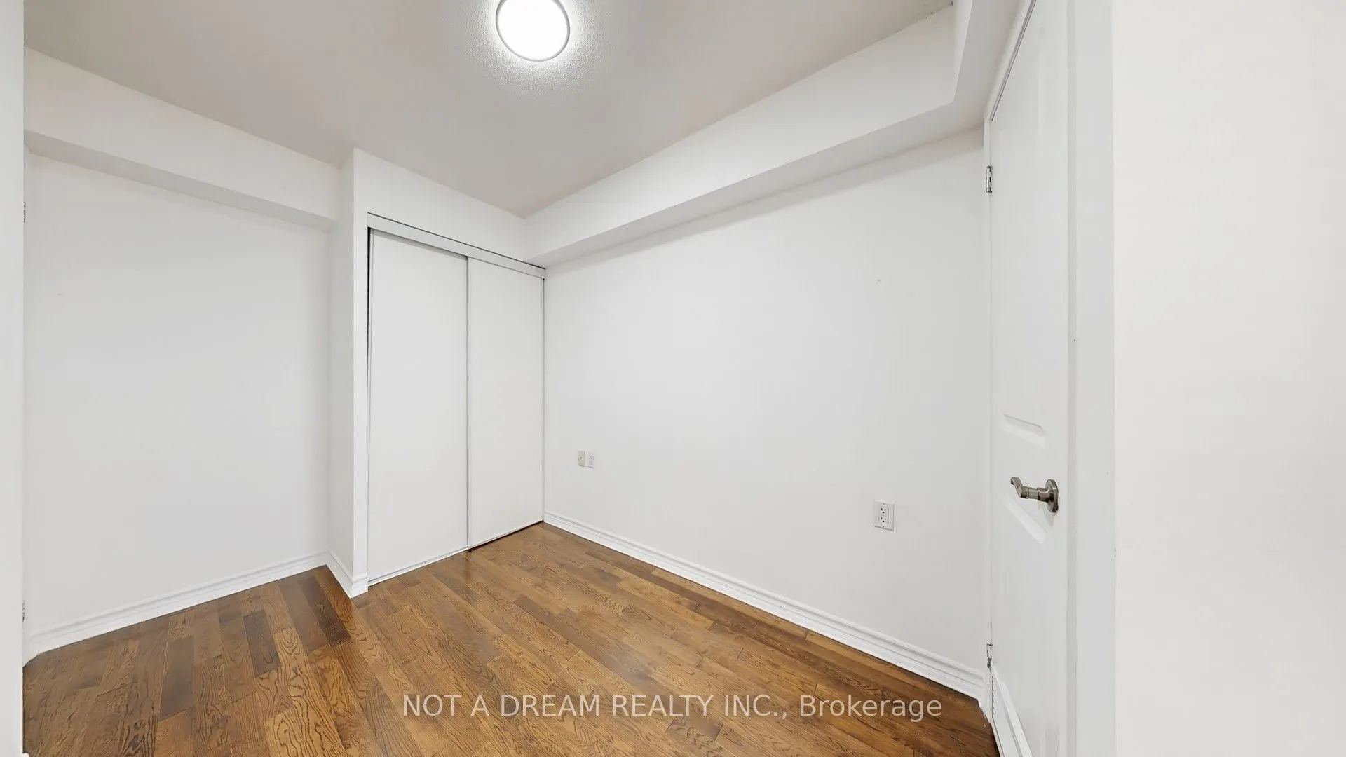 872 Sheppard Avenue W #416