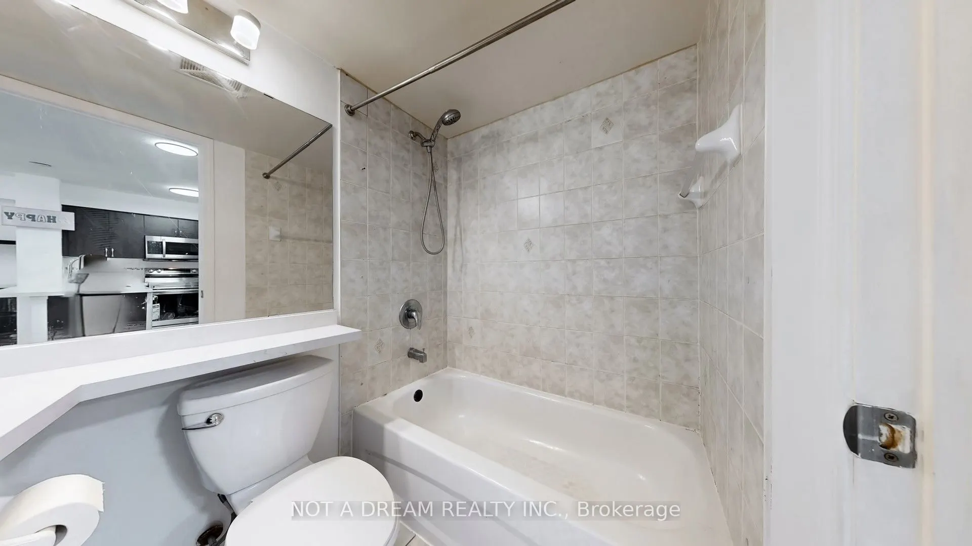 872 Sheppard Avenue W #416