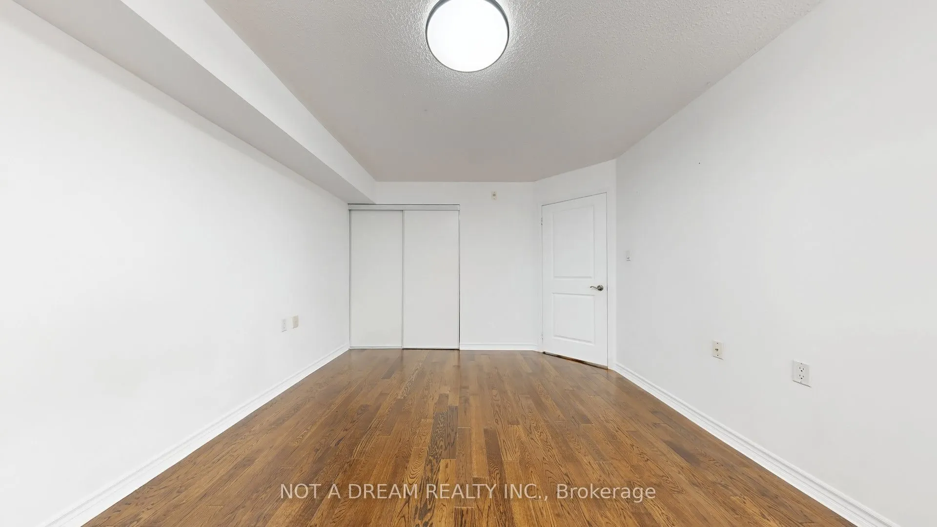 872 Sheppard Avenue W #416
