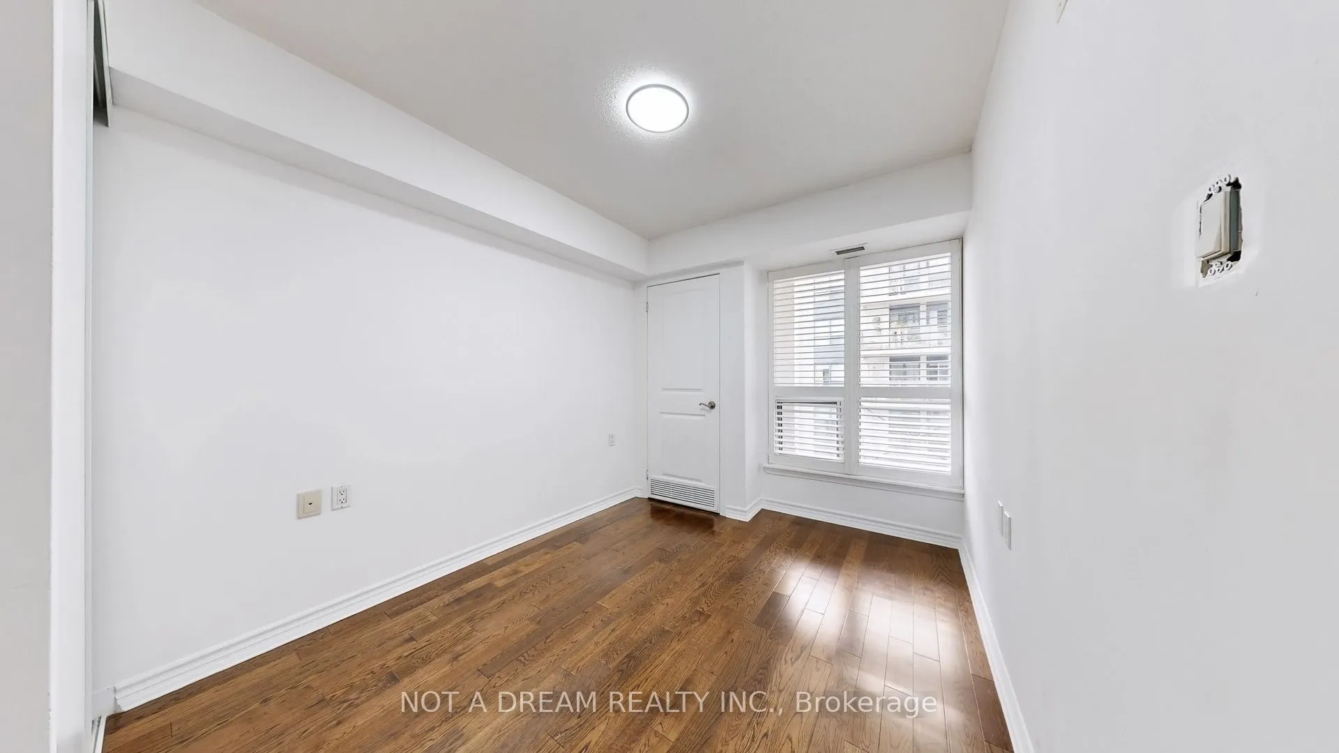 872 Sheppard Avenue W #416