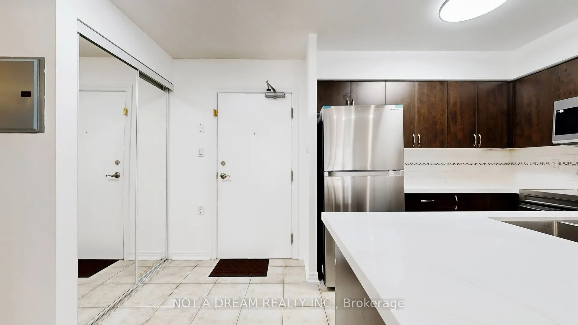 872 Sheppard Avenue W #416