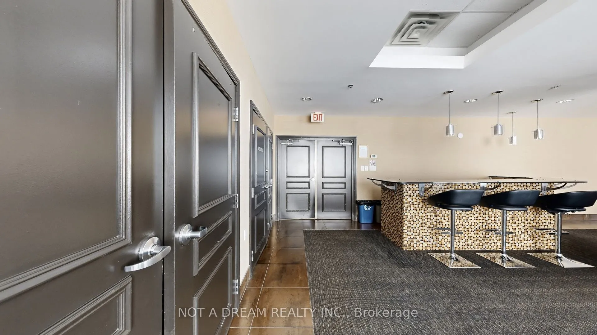 872 Sheppard Avenue W #416