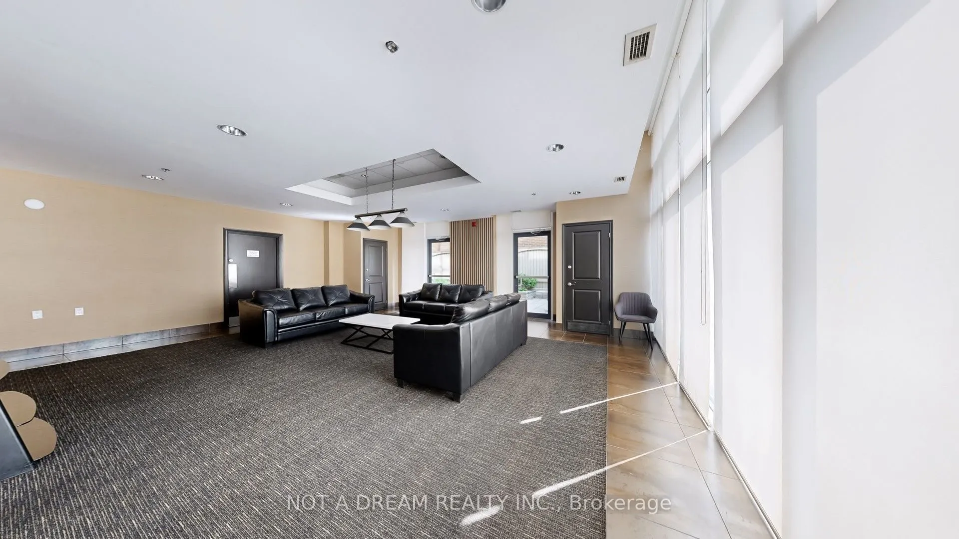 872 Sheppard Avenue W #416