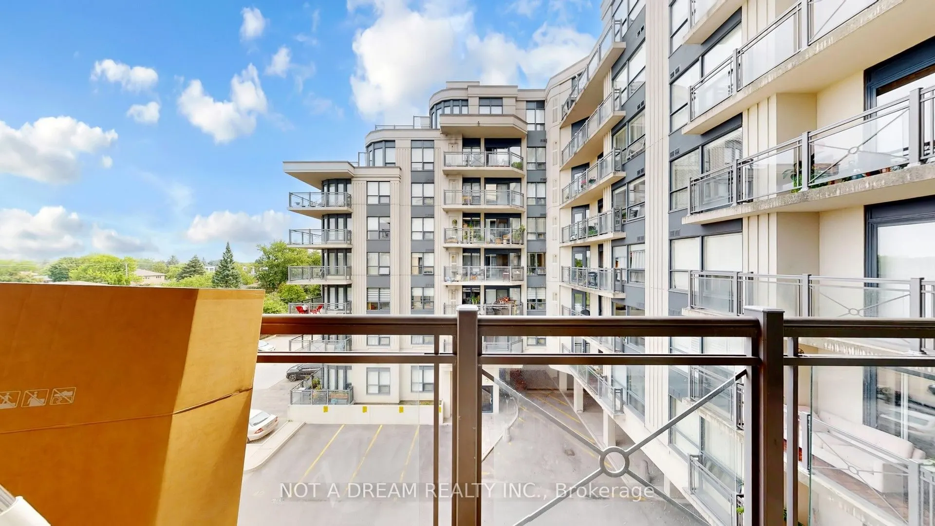 872 Sheppard Avenue W #416