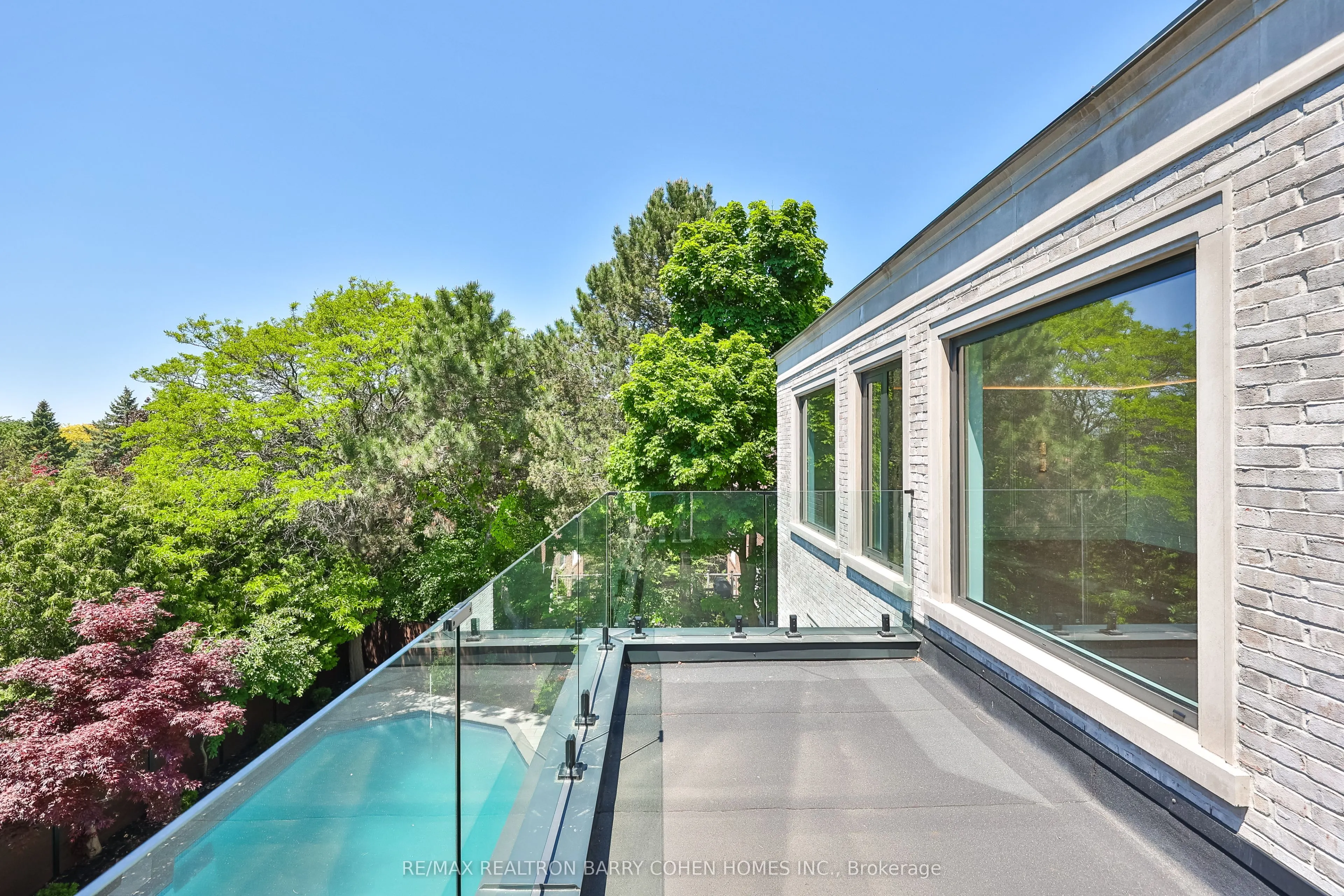 27 Penwood Crescent