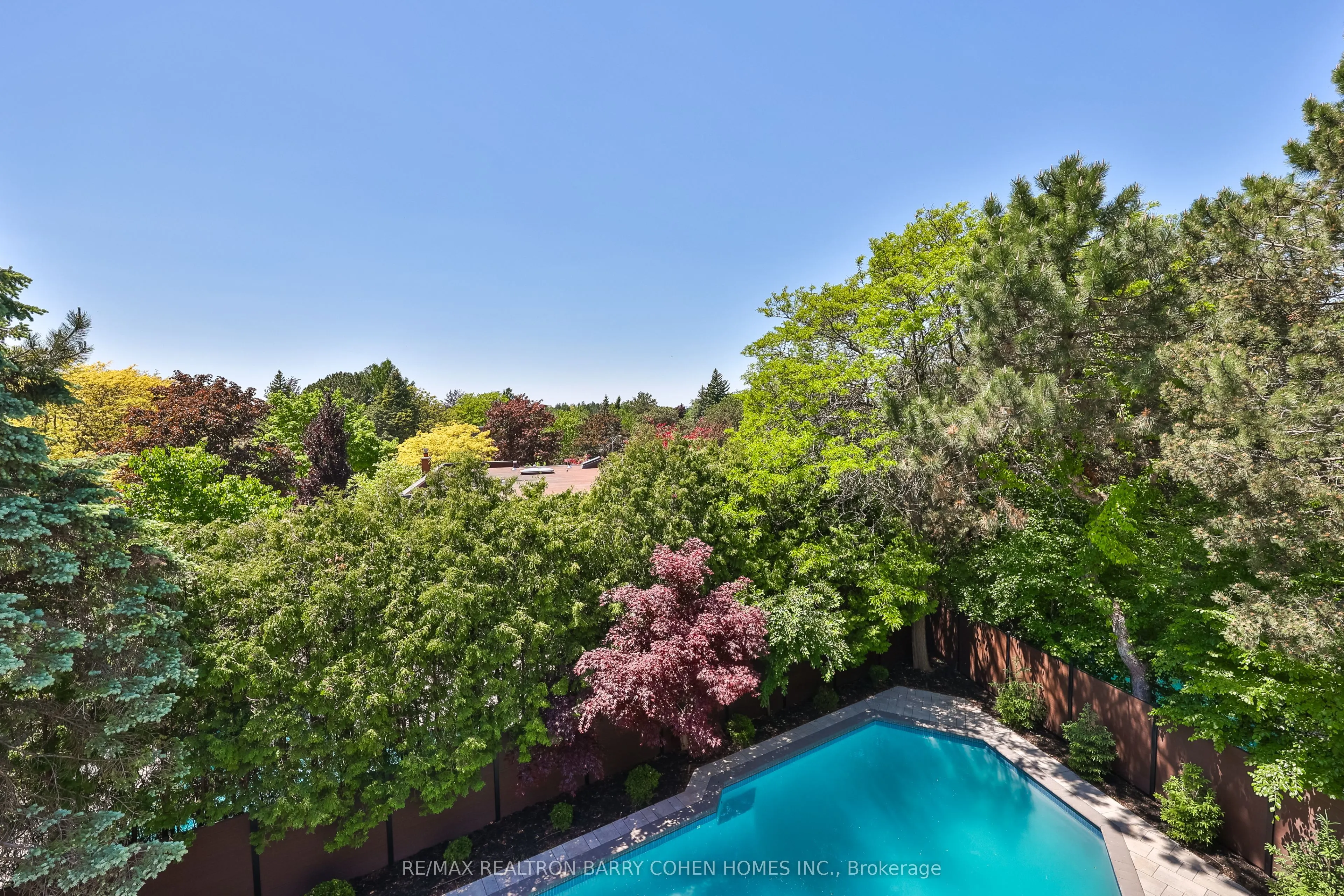 27 Penwood Crescent