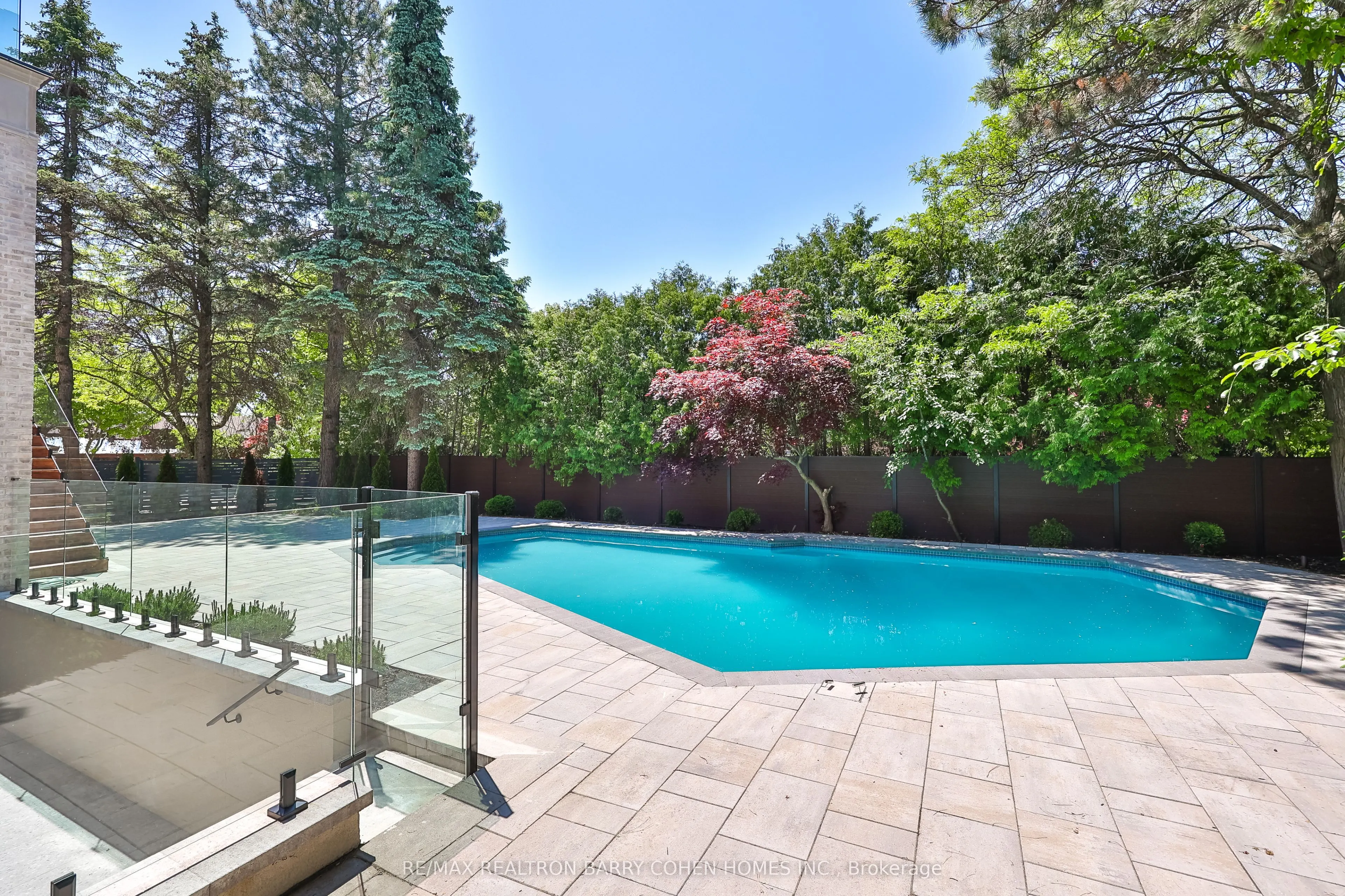 27 Penwood Crescent