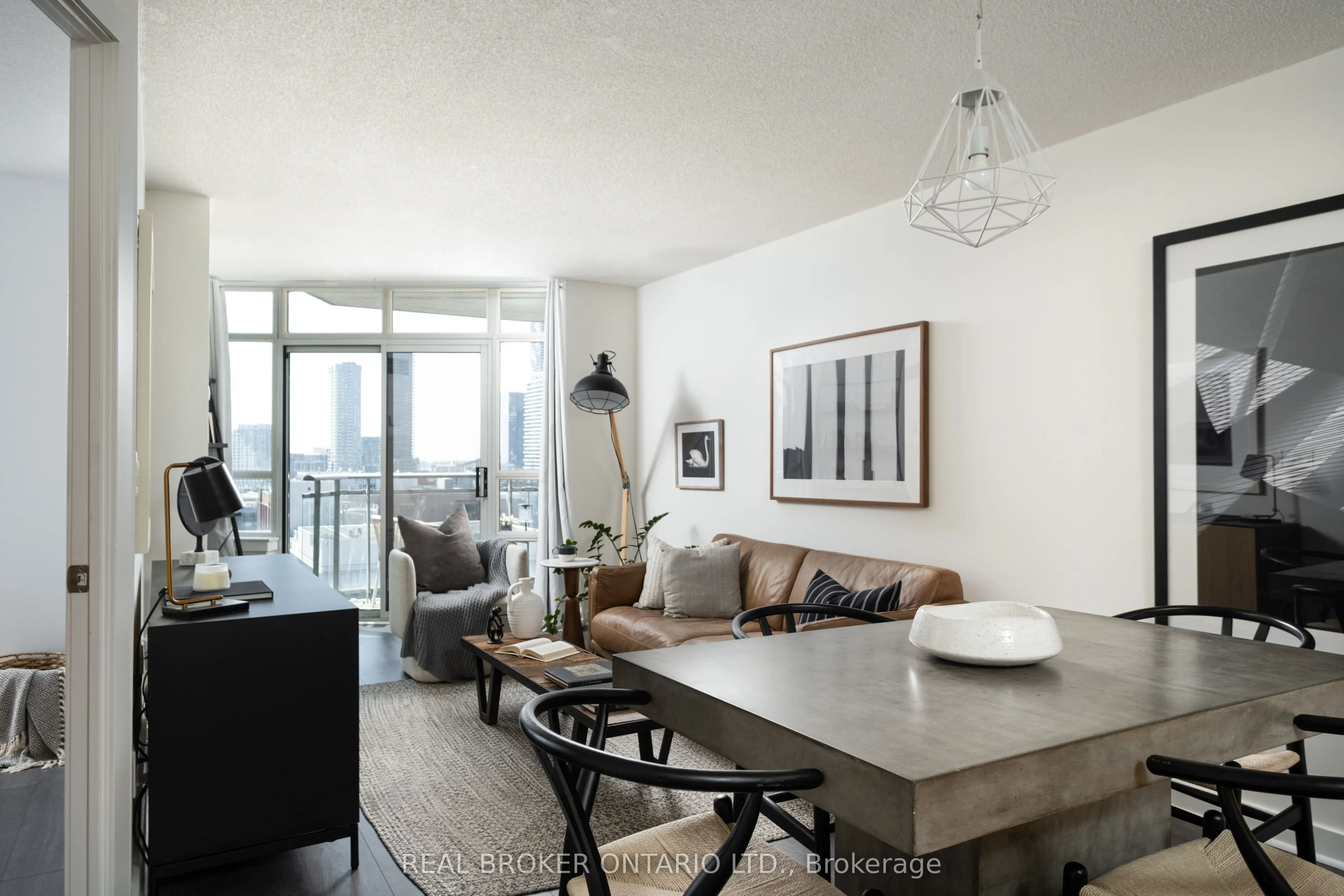255 Richmond Street E #1416