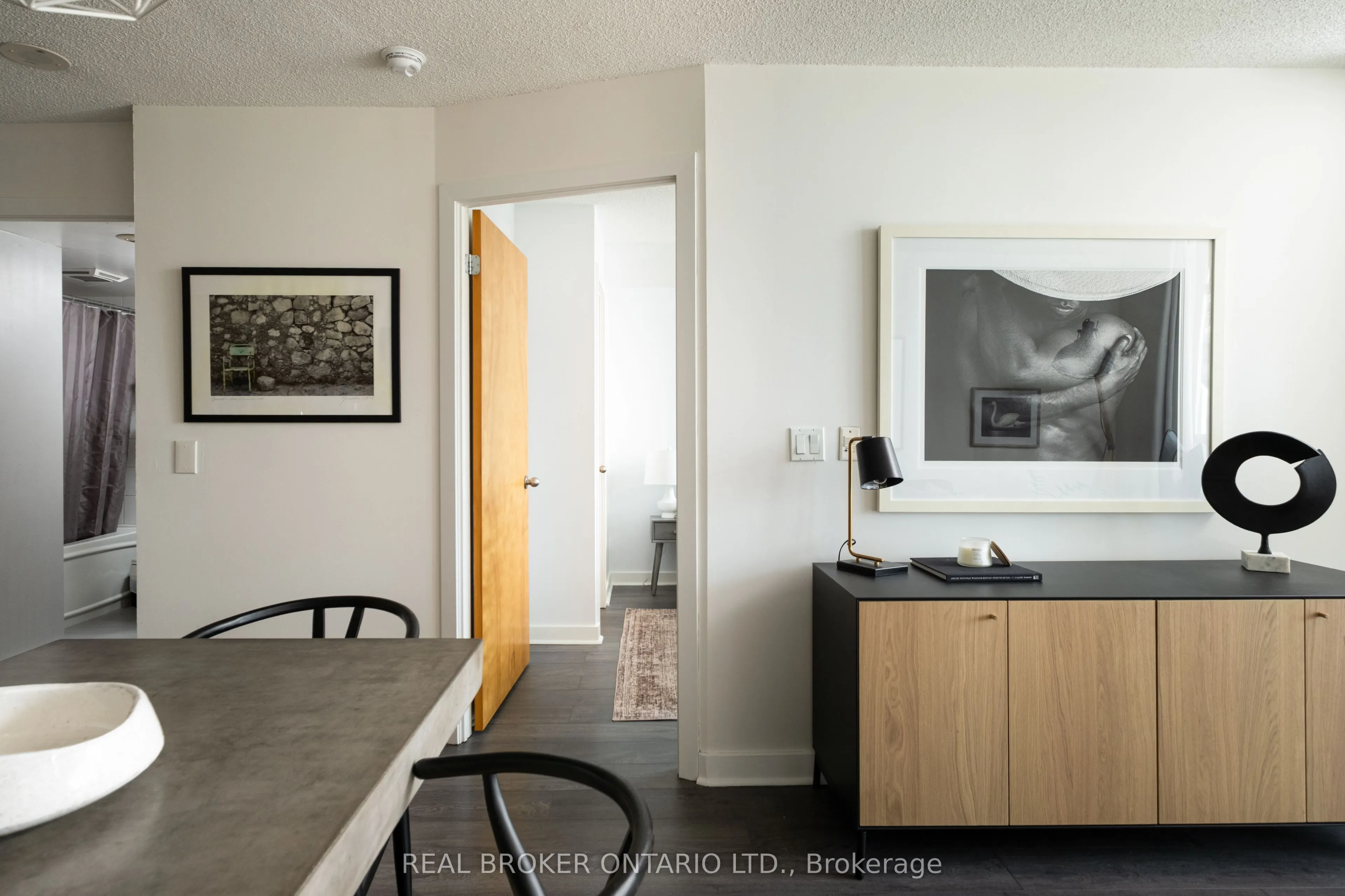255 Richmond Street E #1416