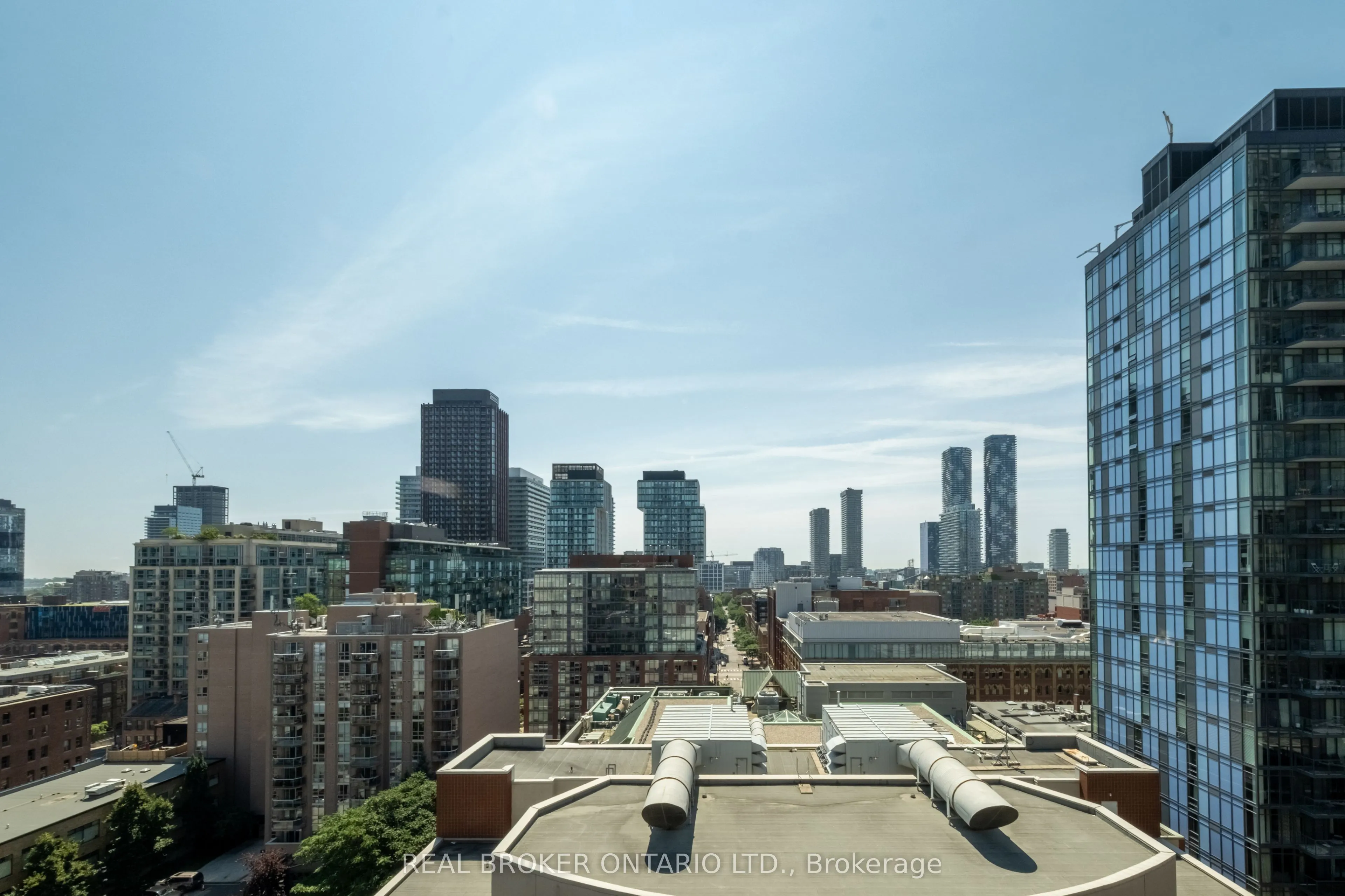 255 Richmond Street E #1416