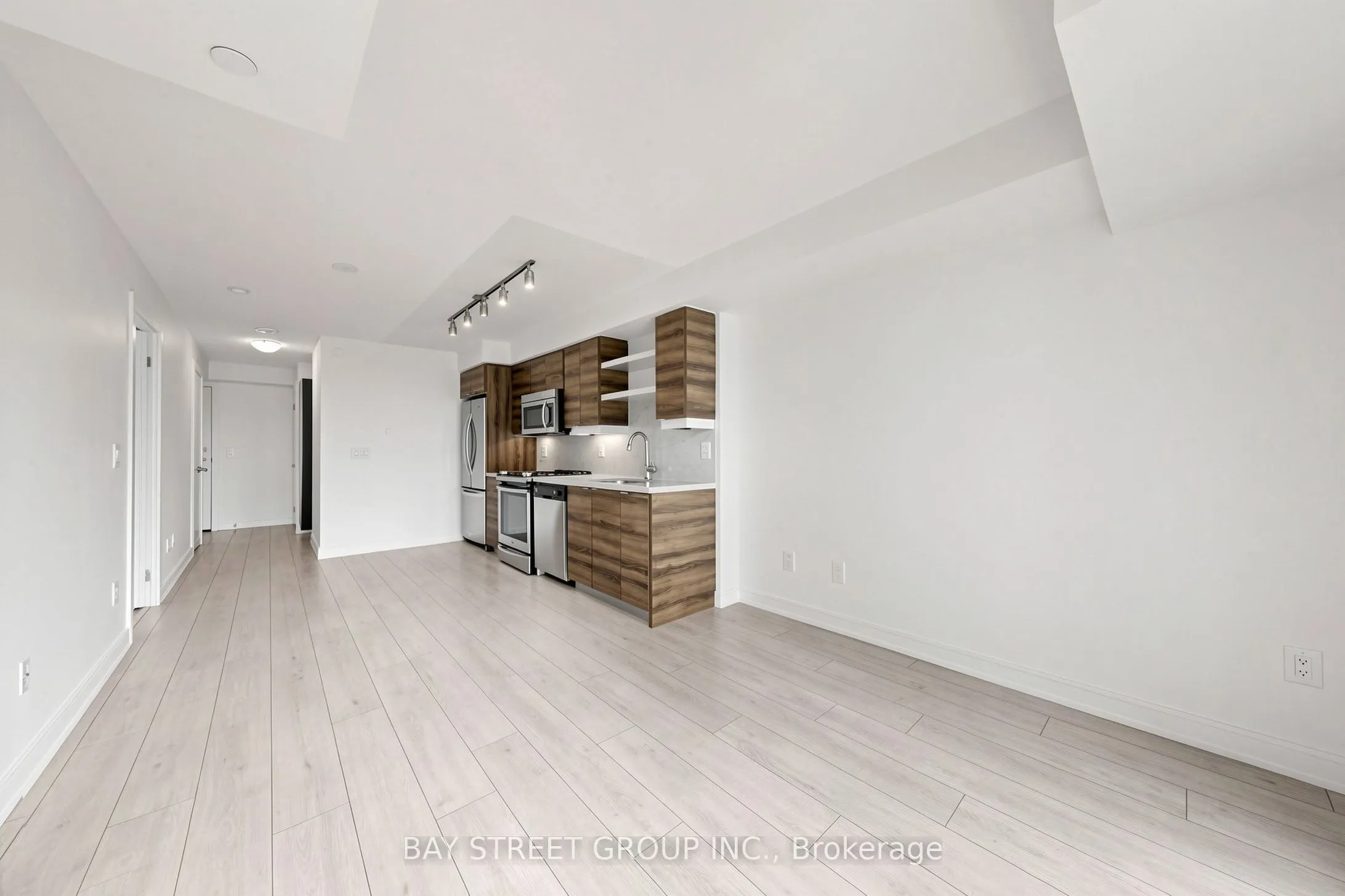 525 Adelaide Street W #1118