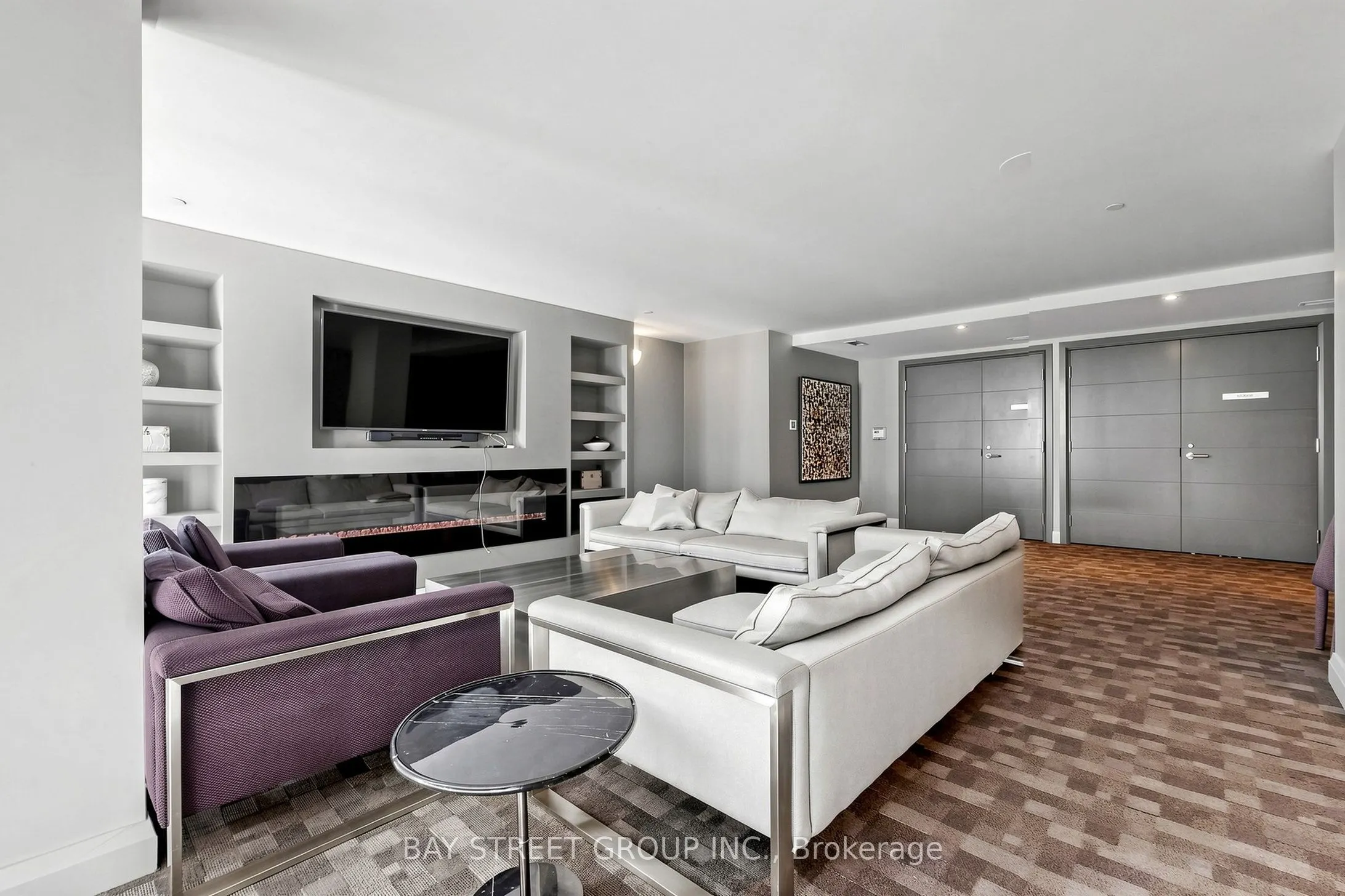 525 Adelaide Street W #1118