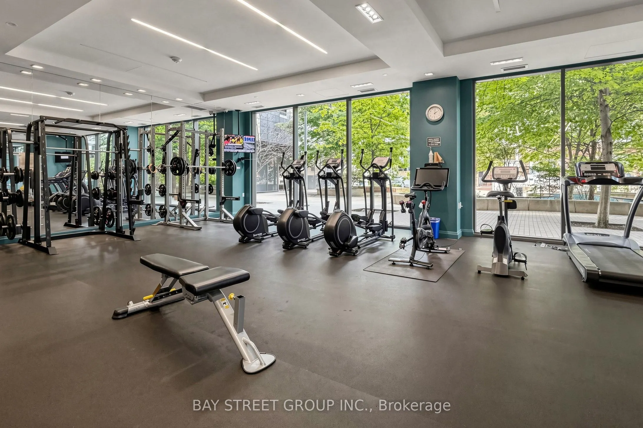 525 Adelaide Street W #1118