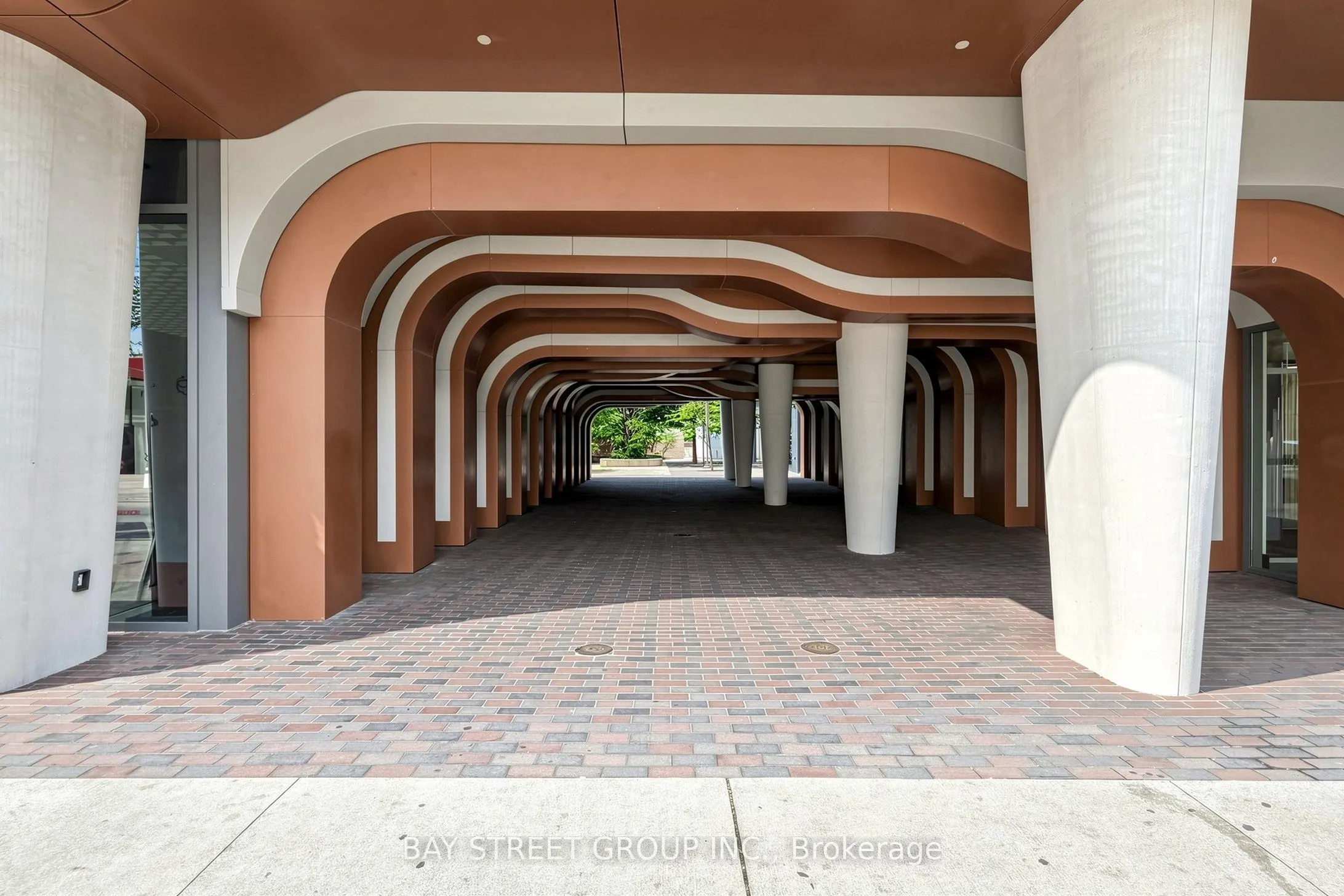 525 Adelaide Street W #1118