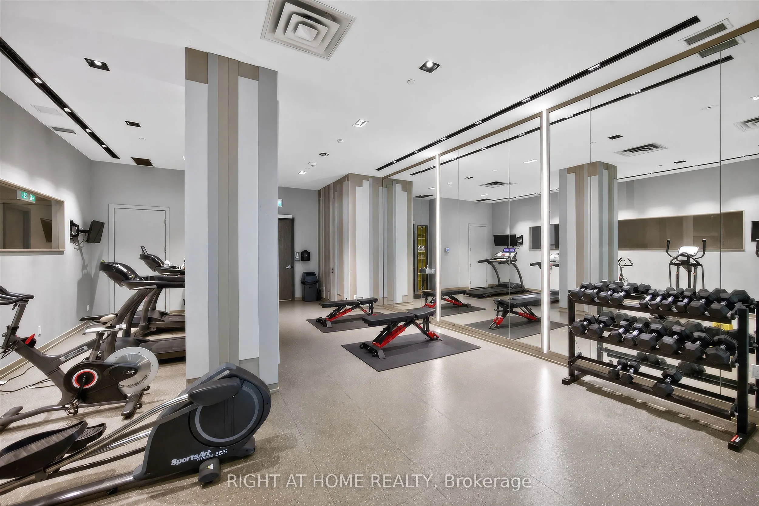 128 Fairview Mall Drive #712