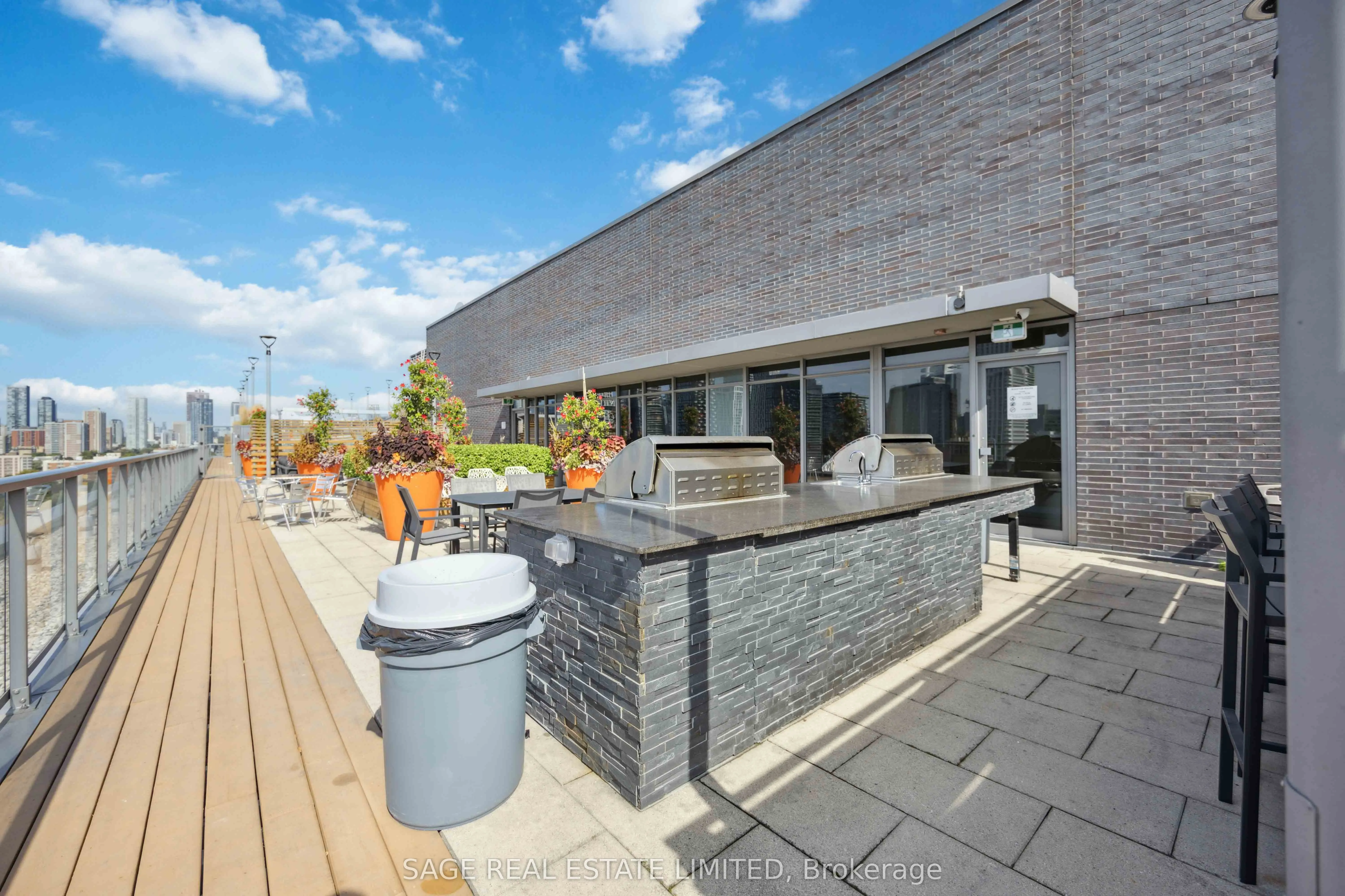 320 Richmond Street E #1115