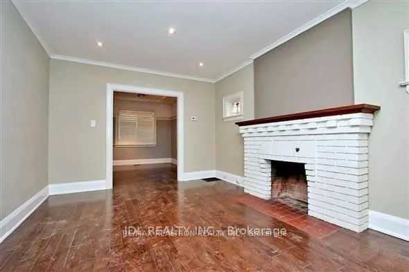 23 Bowood Avenue