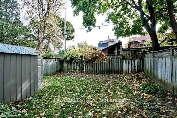 23 Bowood Avenue