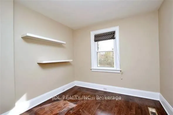 23 Bowood Avenue
