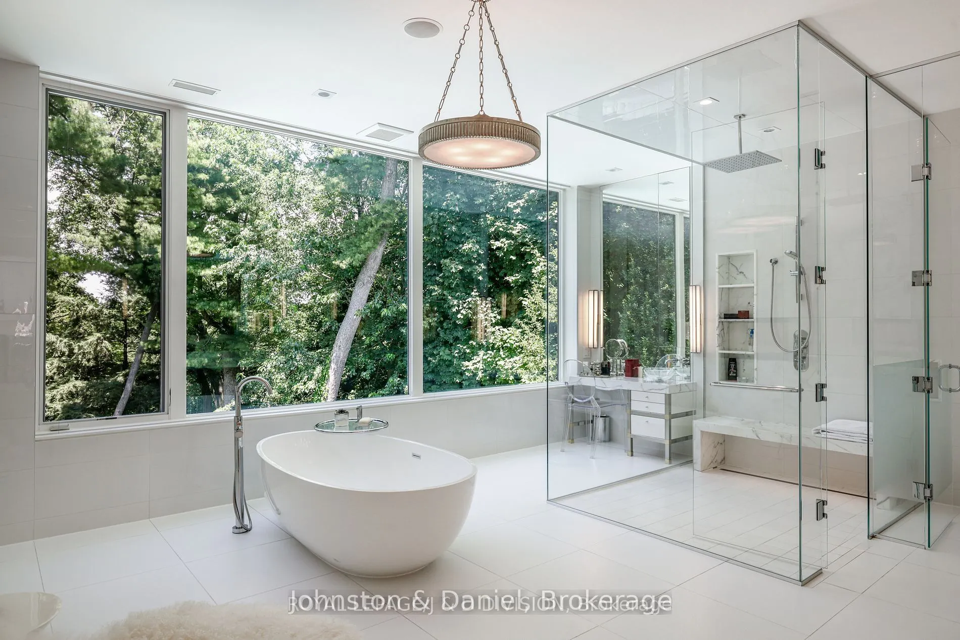 20 Forest Glen Crescent