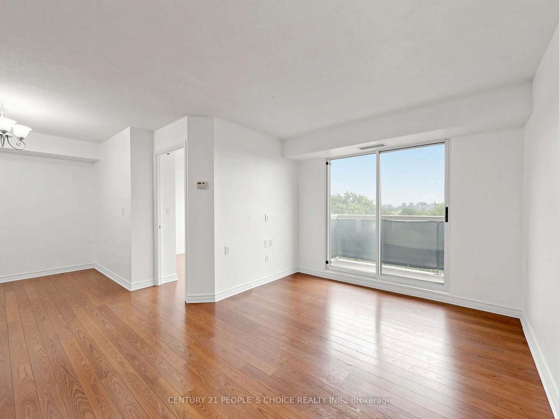935 Sheppard Avenue W #603