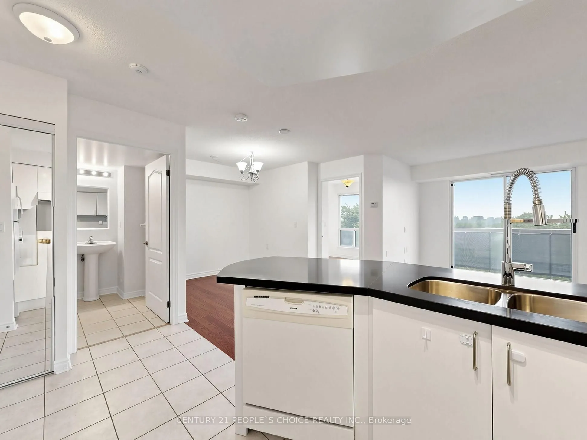 935 Sheppard Avenue W #603