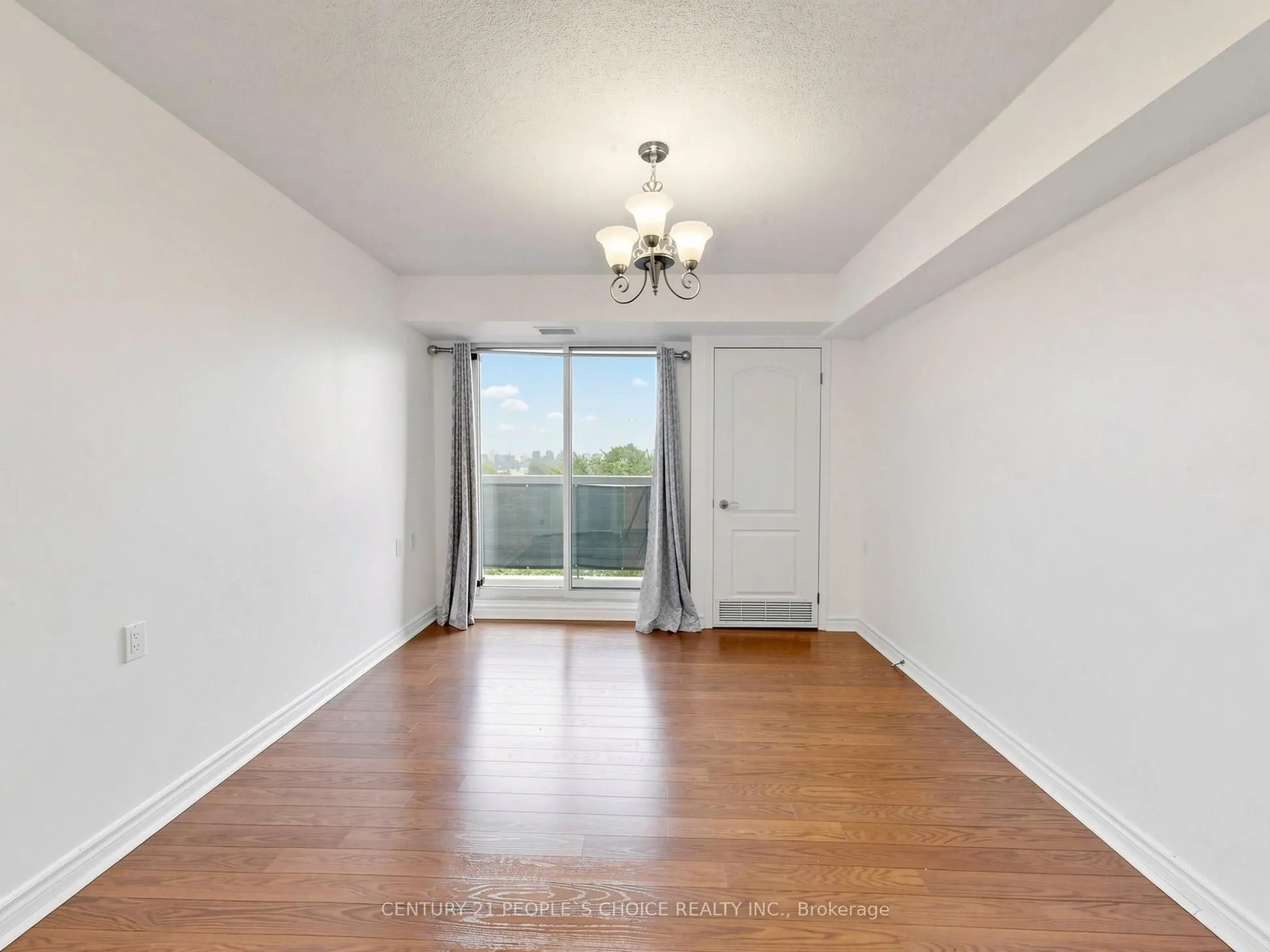 935 Sheppard Avenue W #603