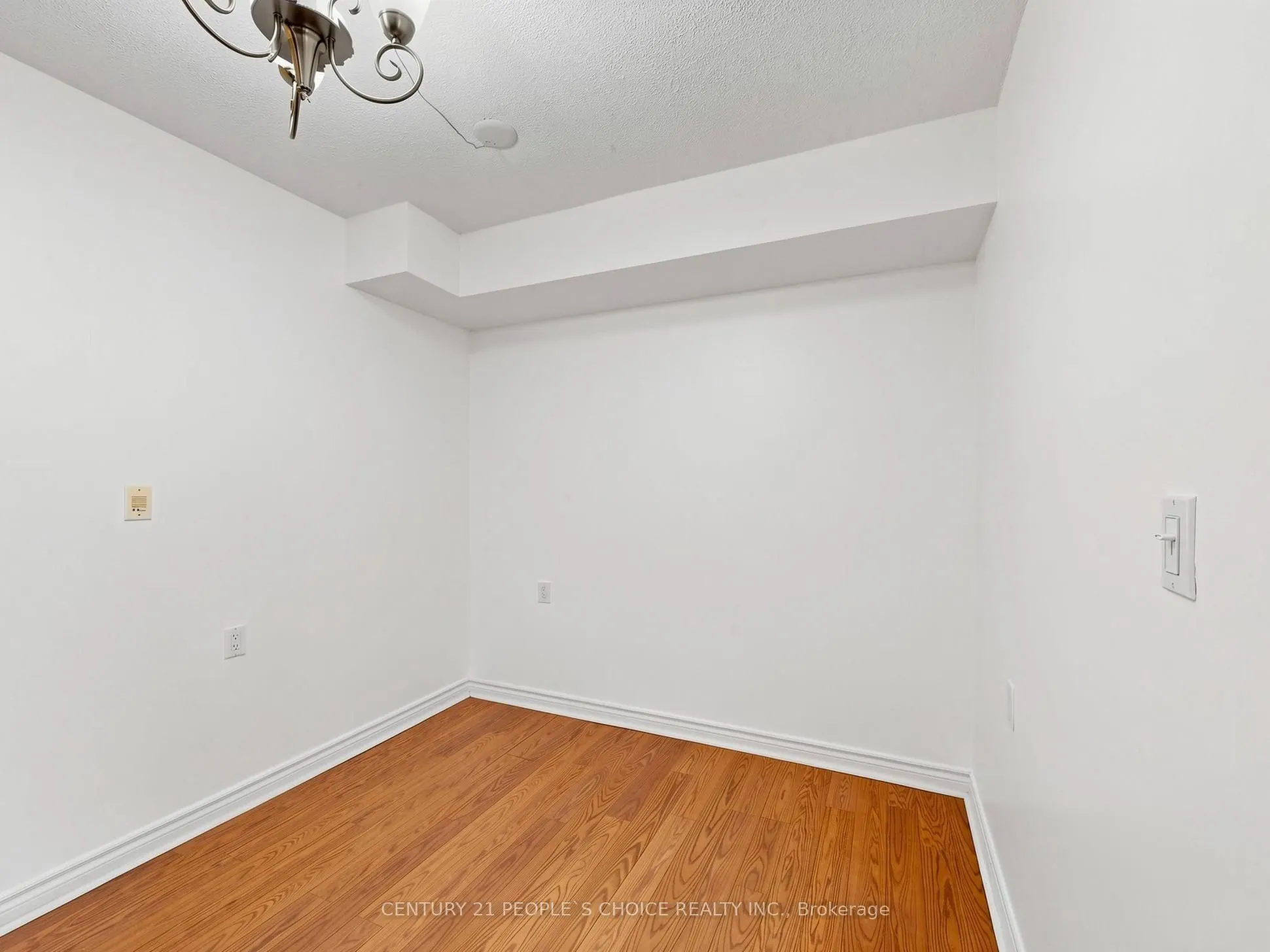 935 Sheppard Avenue W #603