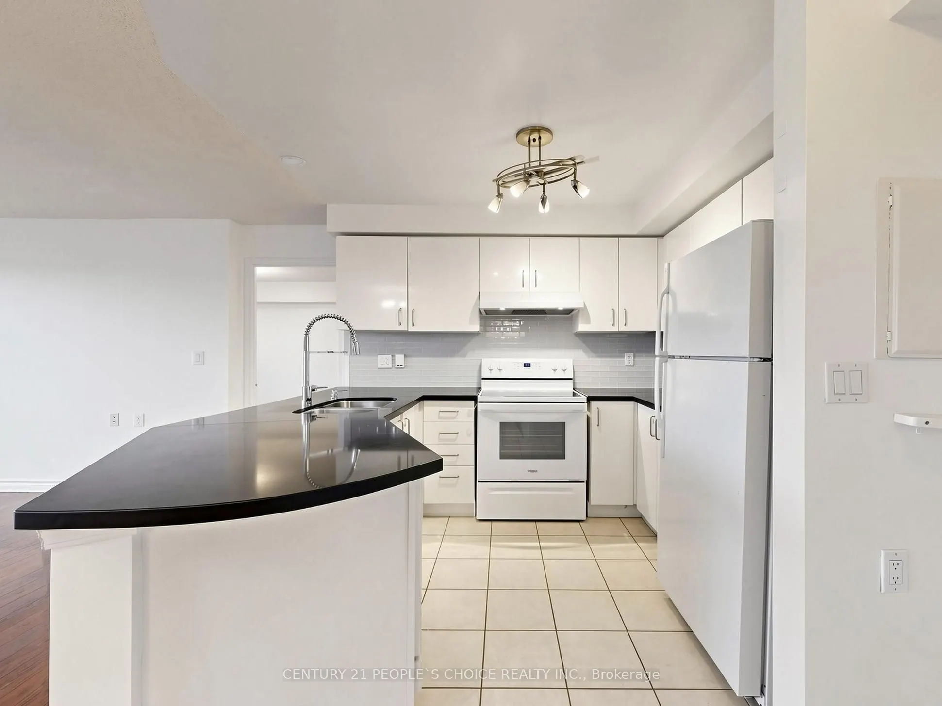 935 Sheppard Avenue W #603