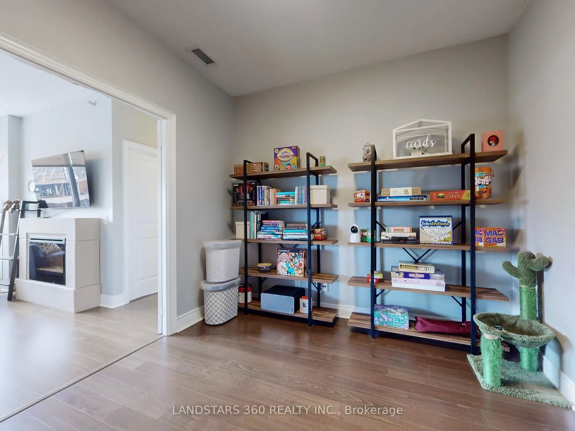 701 Sheppard Avenue W #803