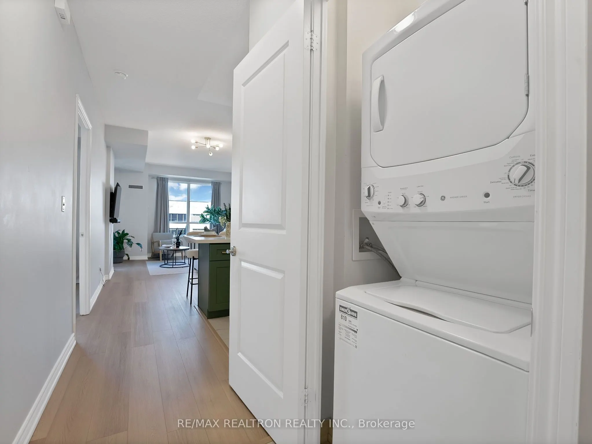 133 Wynford Drive #707