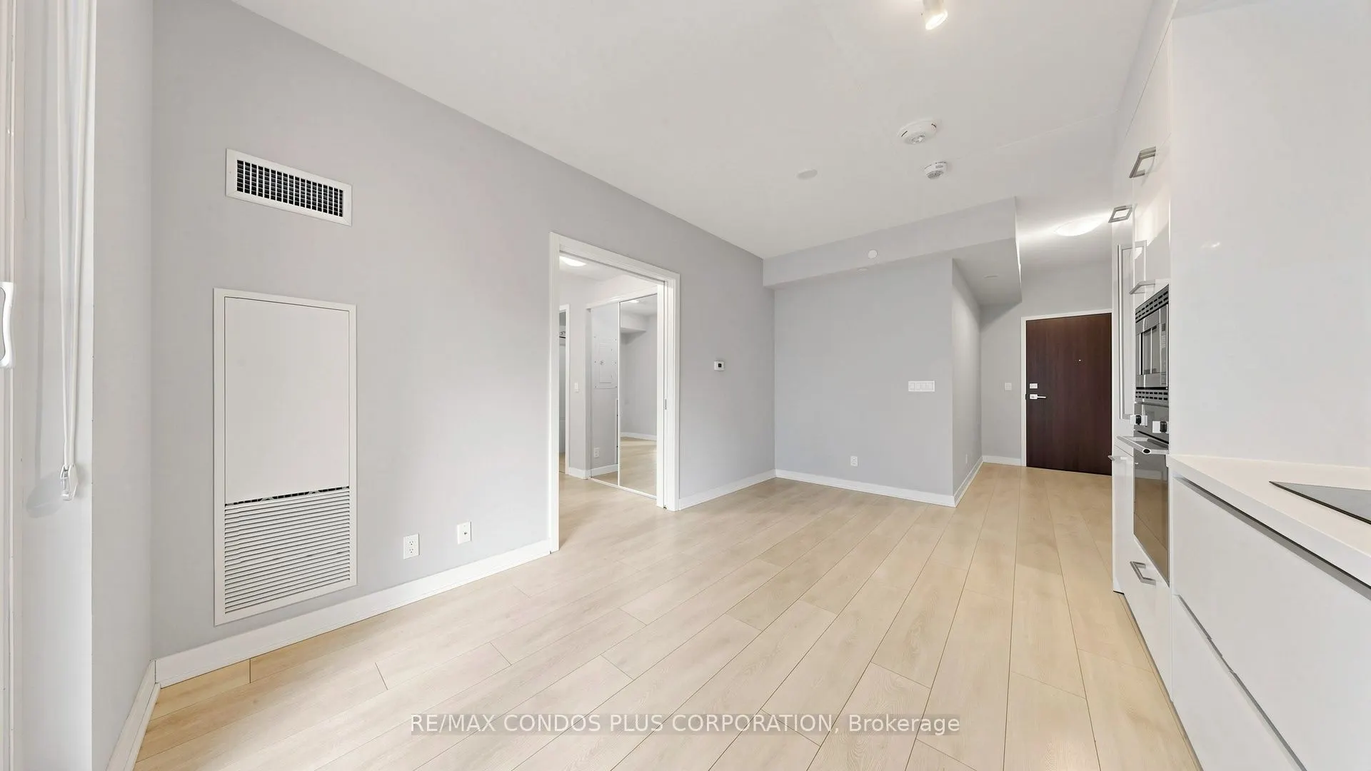 2221 Yonge Street #506