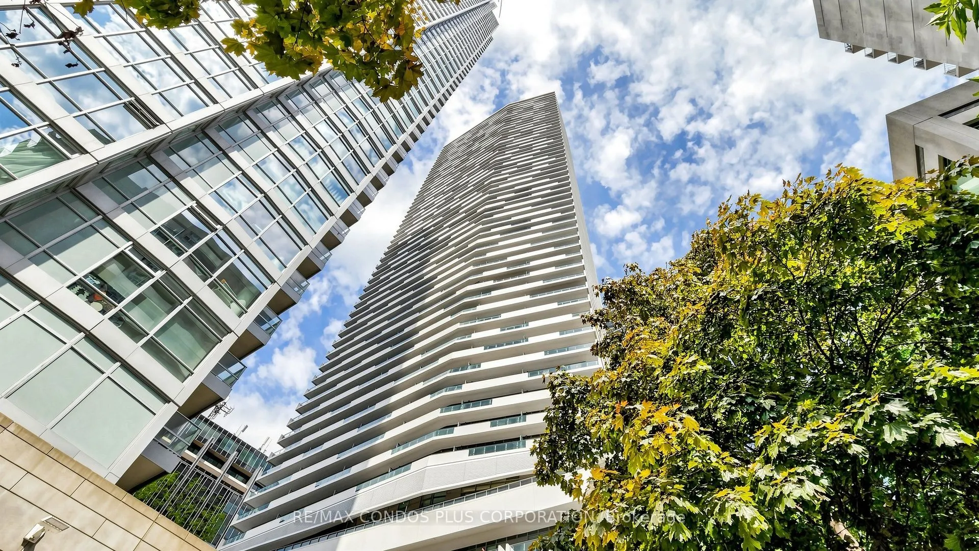 2221 Yonge Street #506