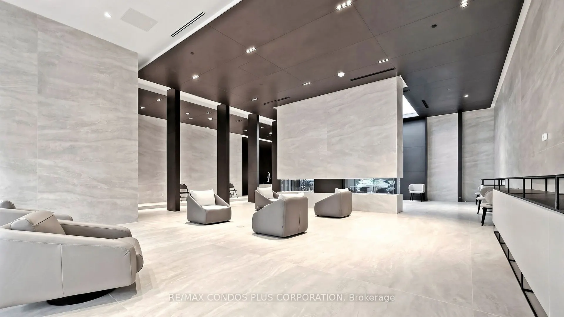 2221 Yonge Street #506