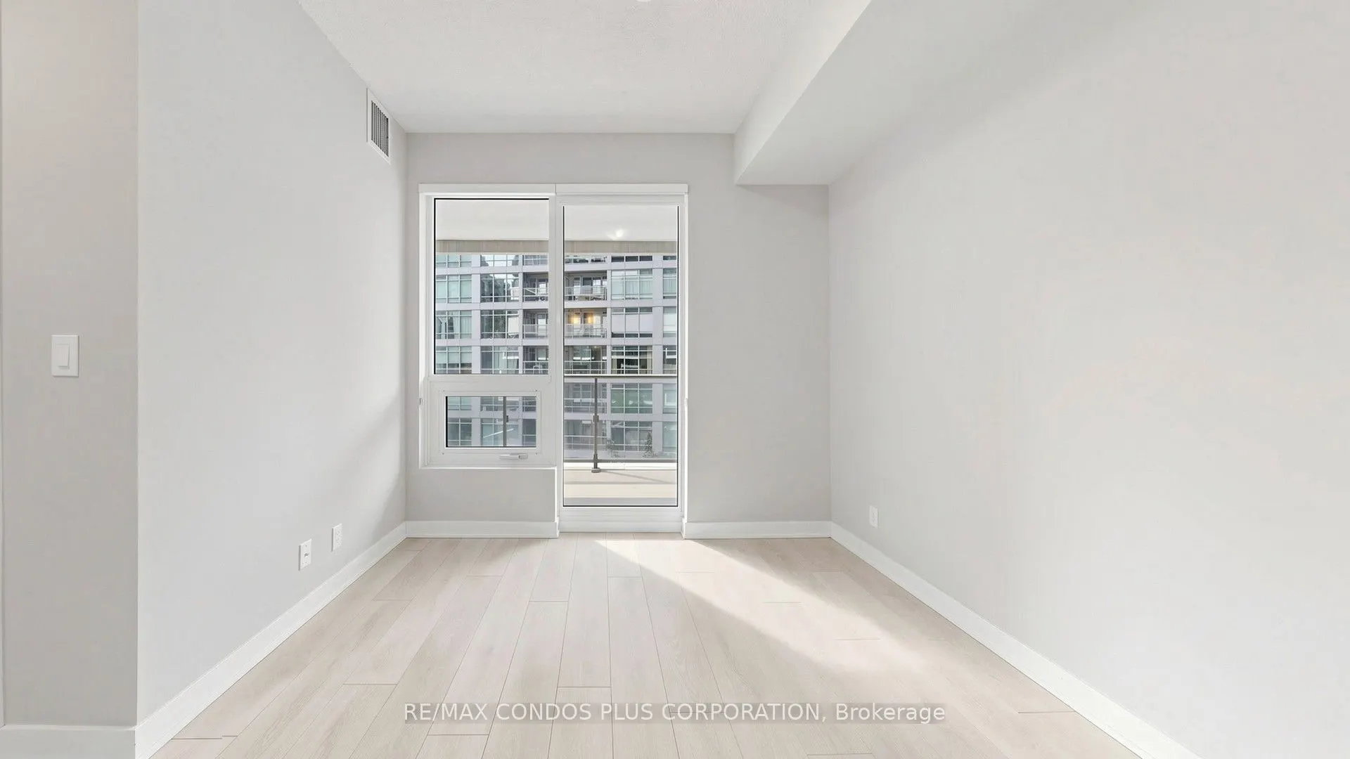 2221 Yonge Street #506