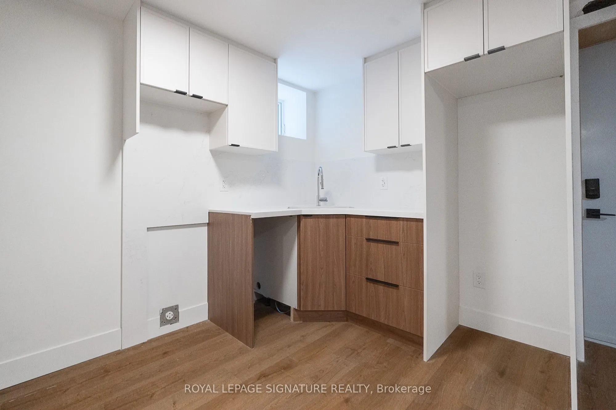 7 Earnscliffe Road #1