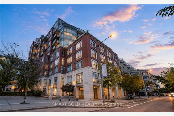 500 Queens Quay W #Ph01E