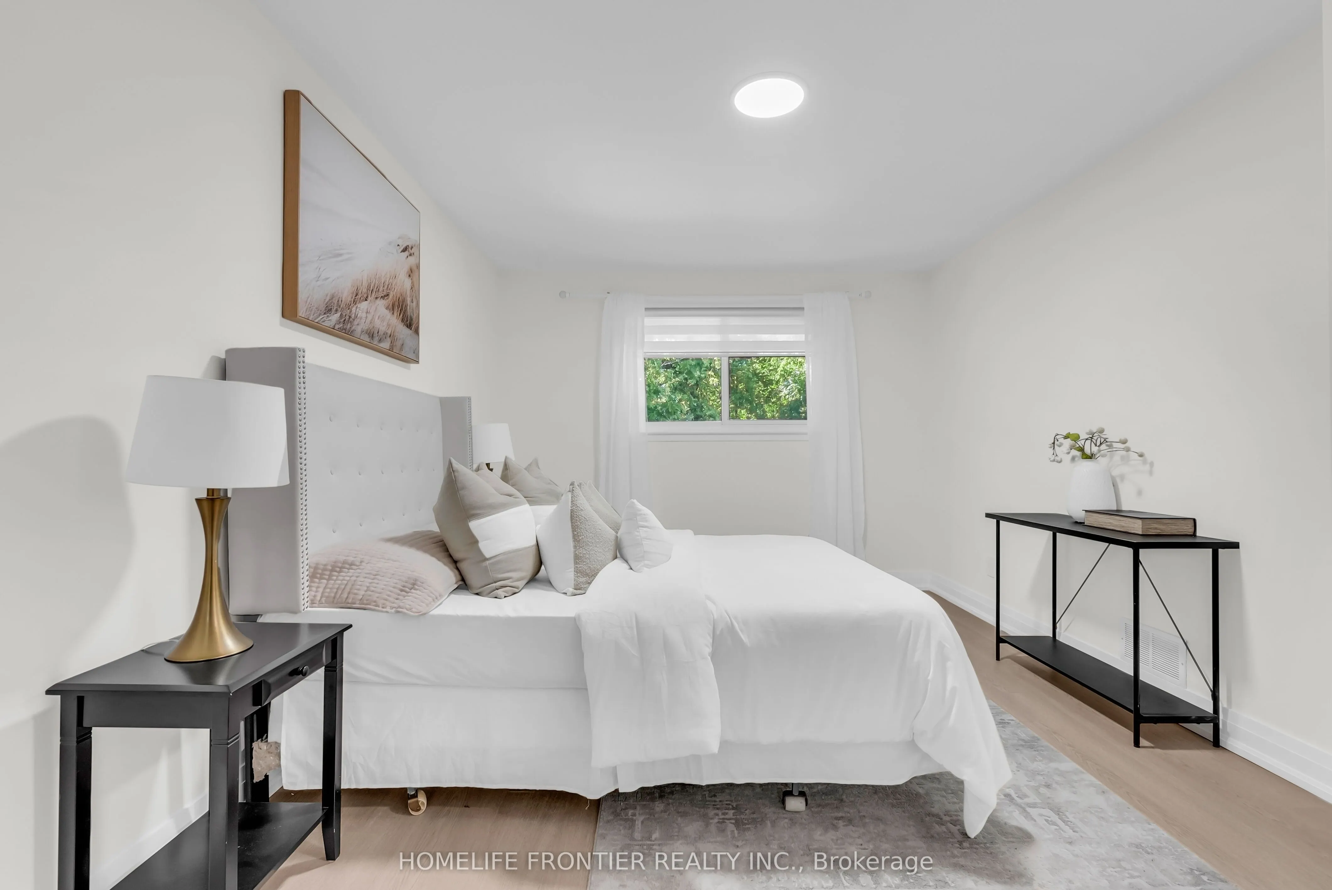 61 Sundial Crescent