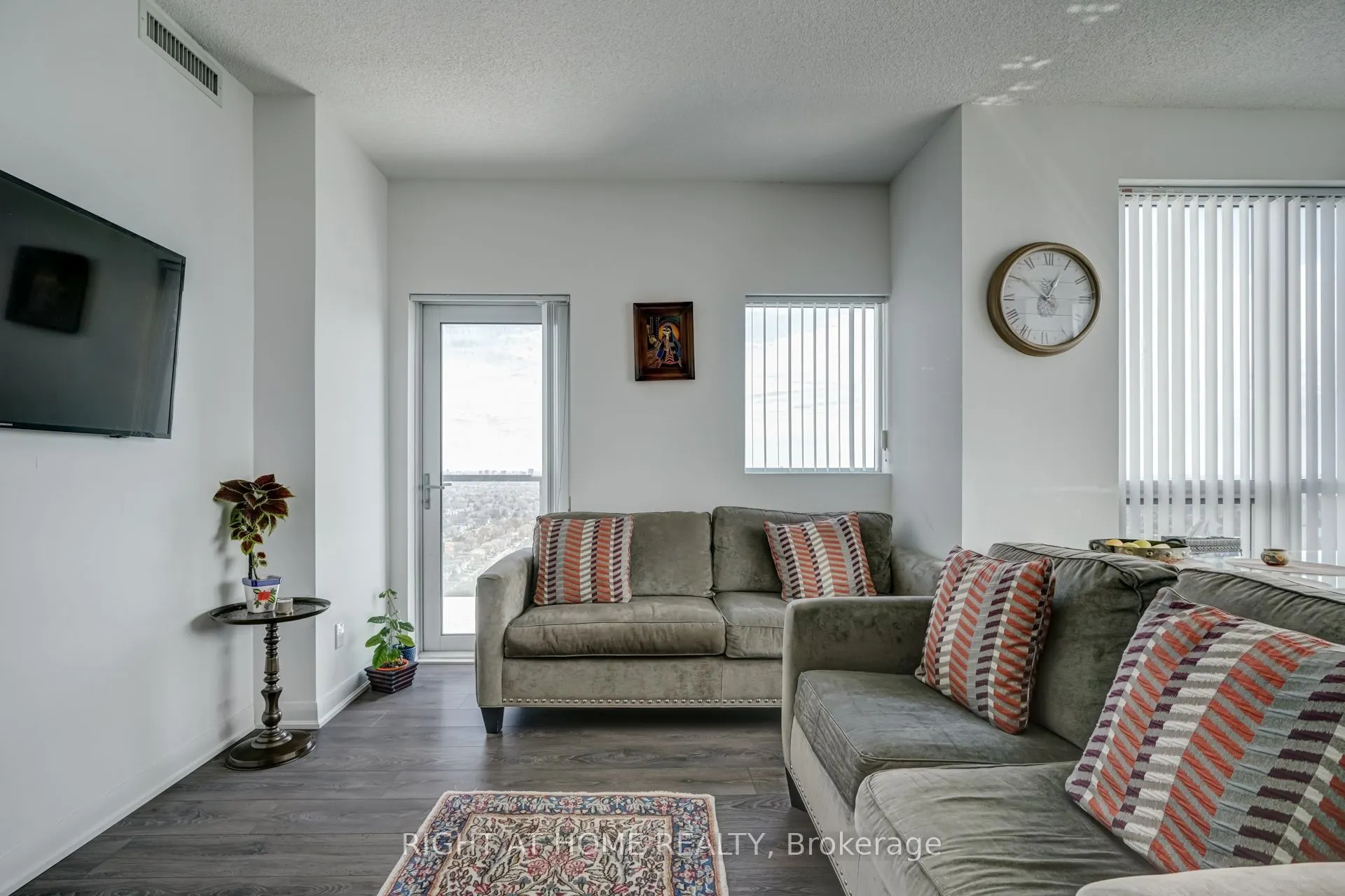 5162 Yonge Street #LPH208