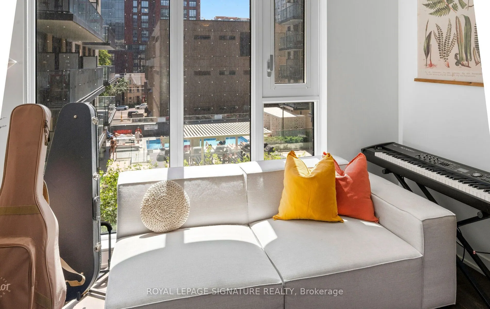 543 Richmond Street W #427