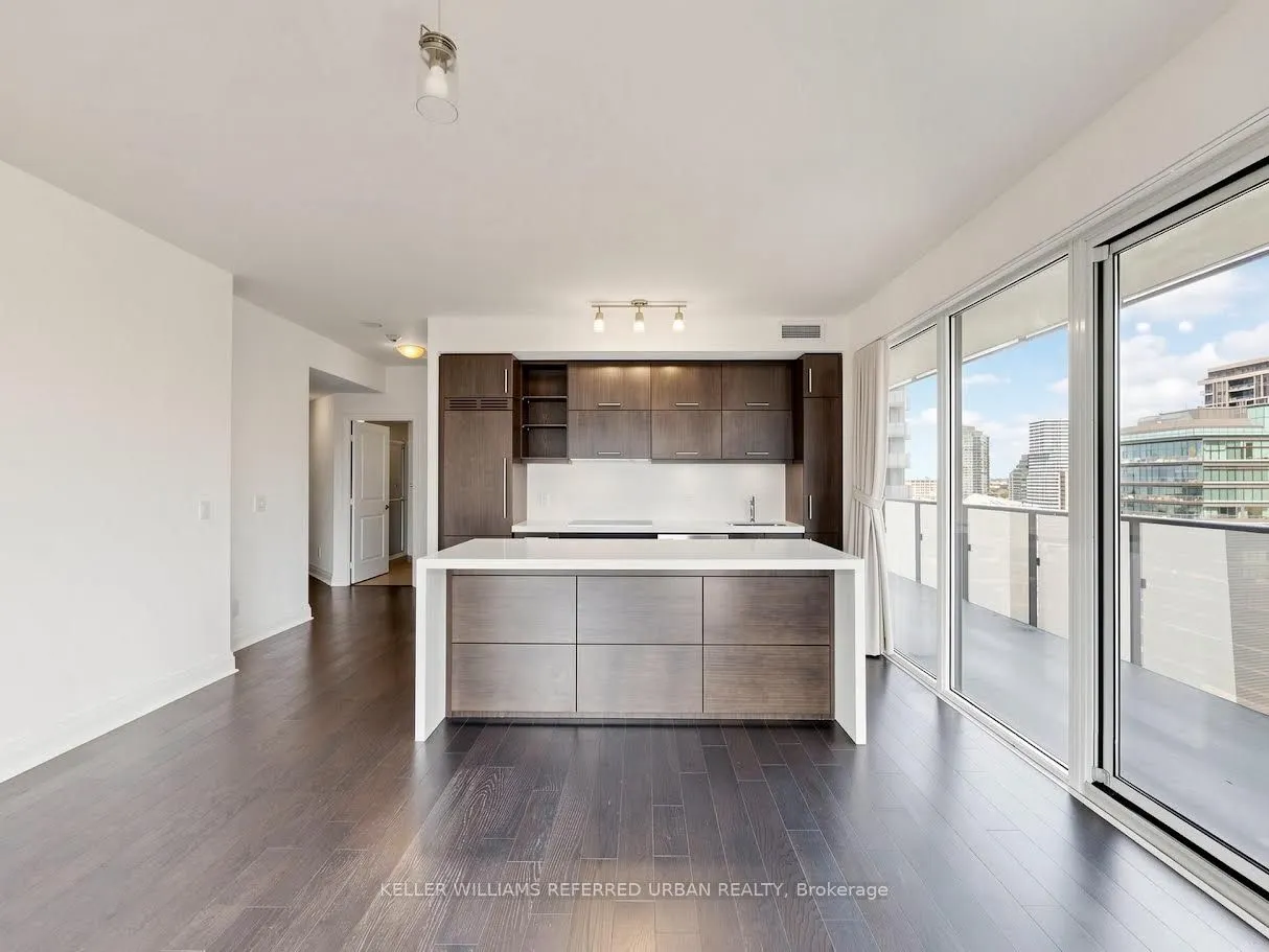 1080 Bay Street #1710